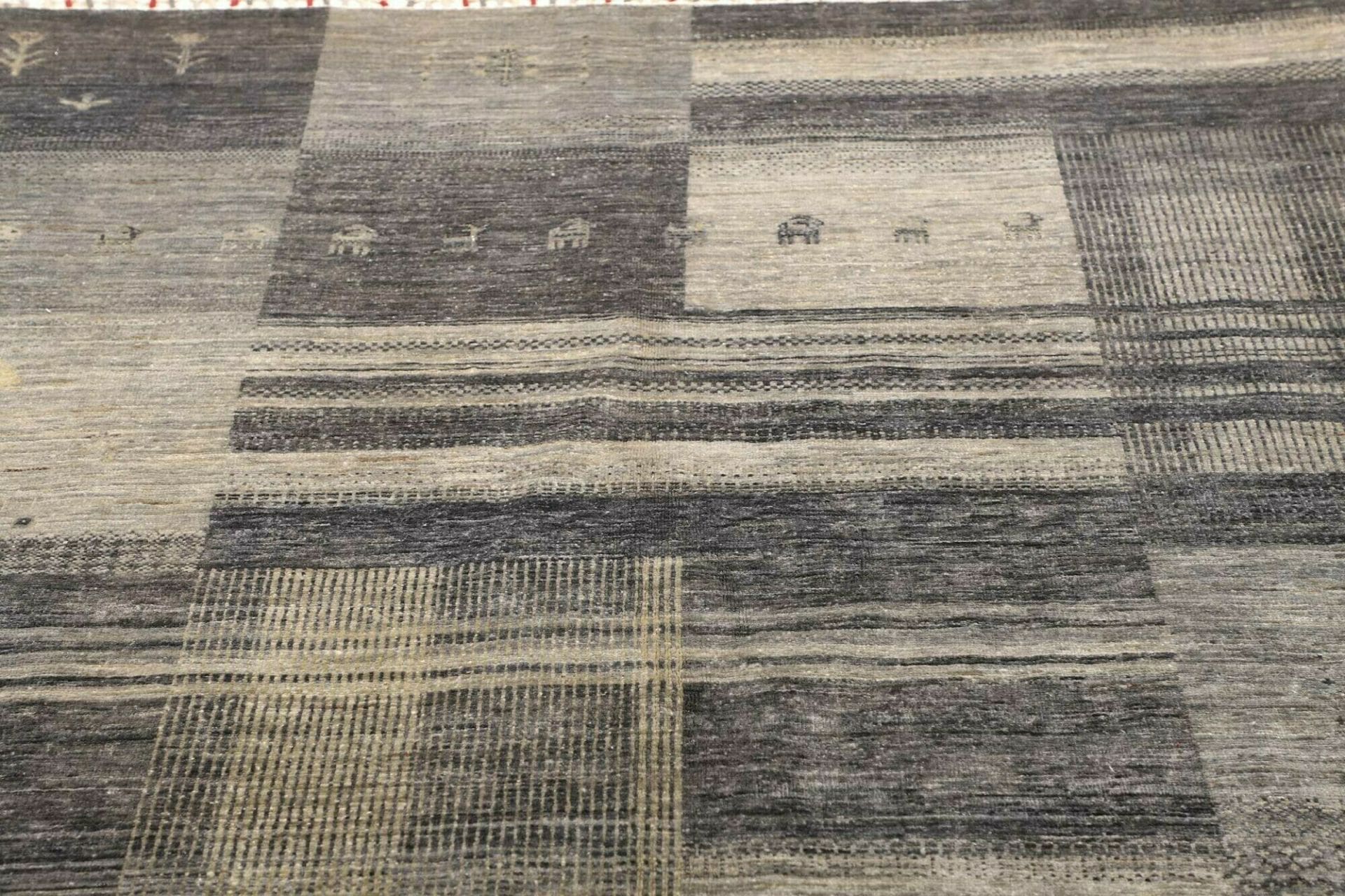 Hand-Woven Wool Gabbeh Pakistani Rug, 153 × 200 cm