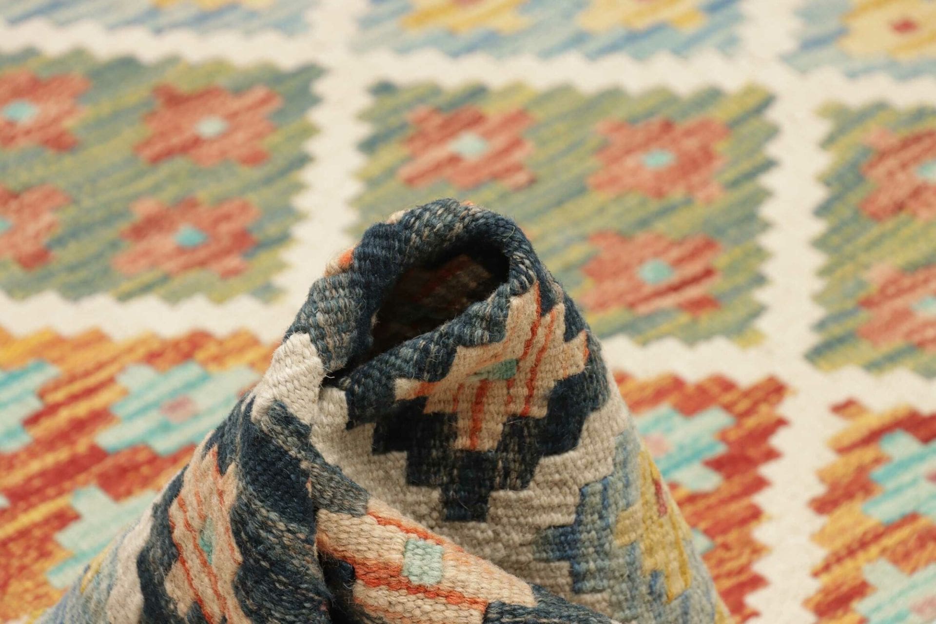 Kilim Pakistani Rug 156 × 192 cm, Wool, hand-woven