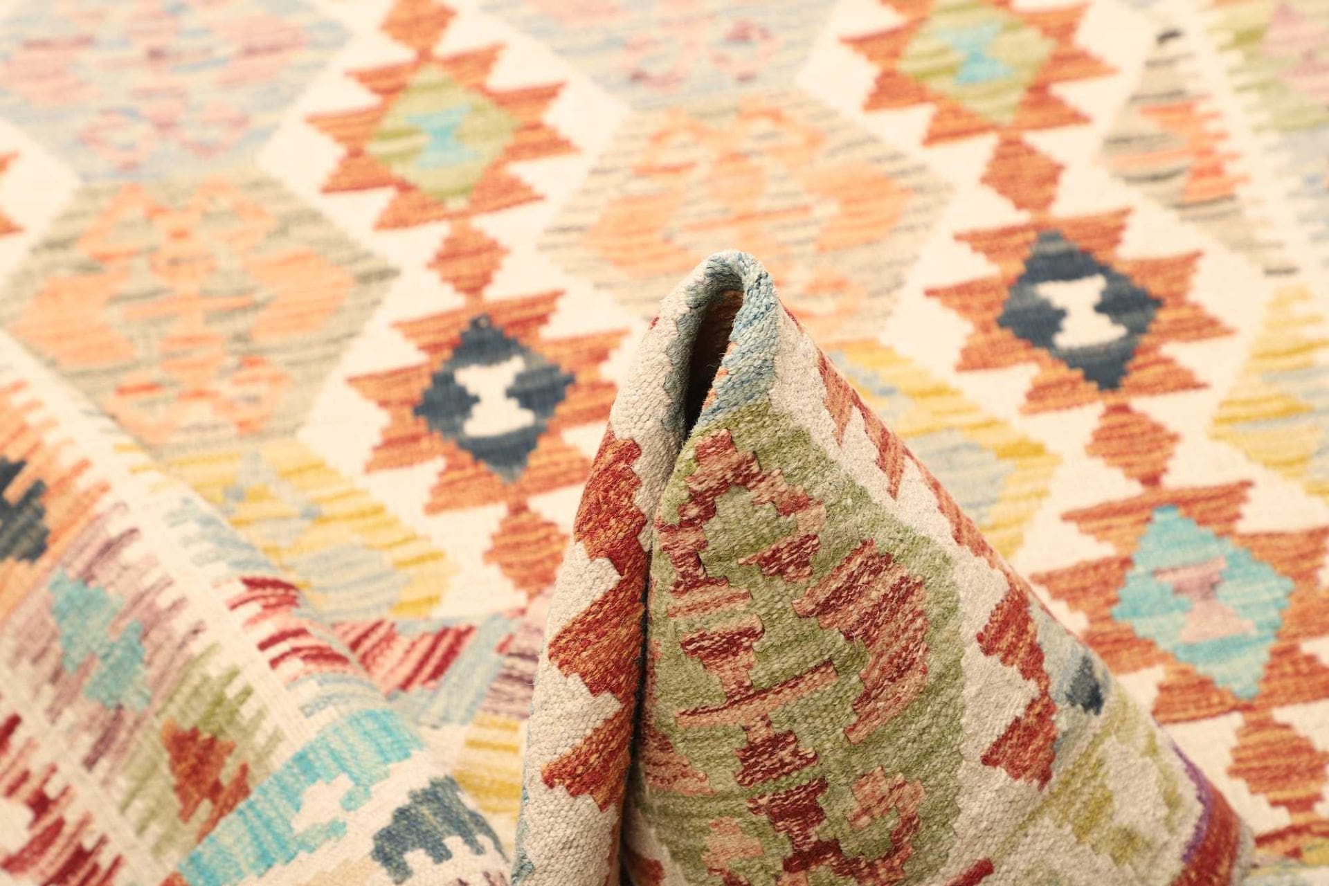kelim-teppich-131-x-190cm-rustikal-schurwolle-handgewebt-5 Kilim Pakistani Rug 131 × 190 cm, Wool, hand-woven