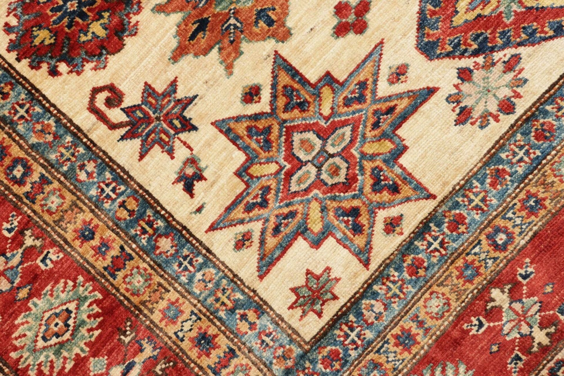 Hand-Knotted Wool Kazak Pakistani Rug, 156 × 195 cm