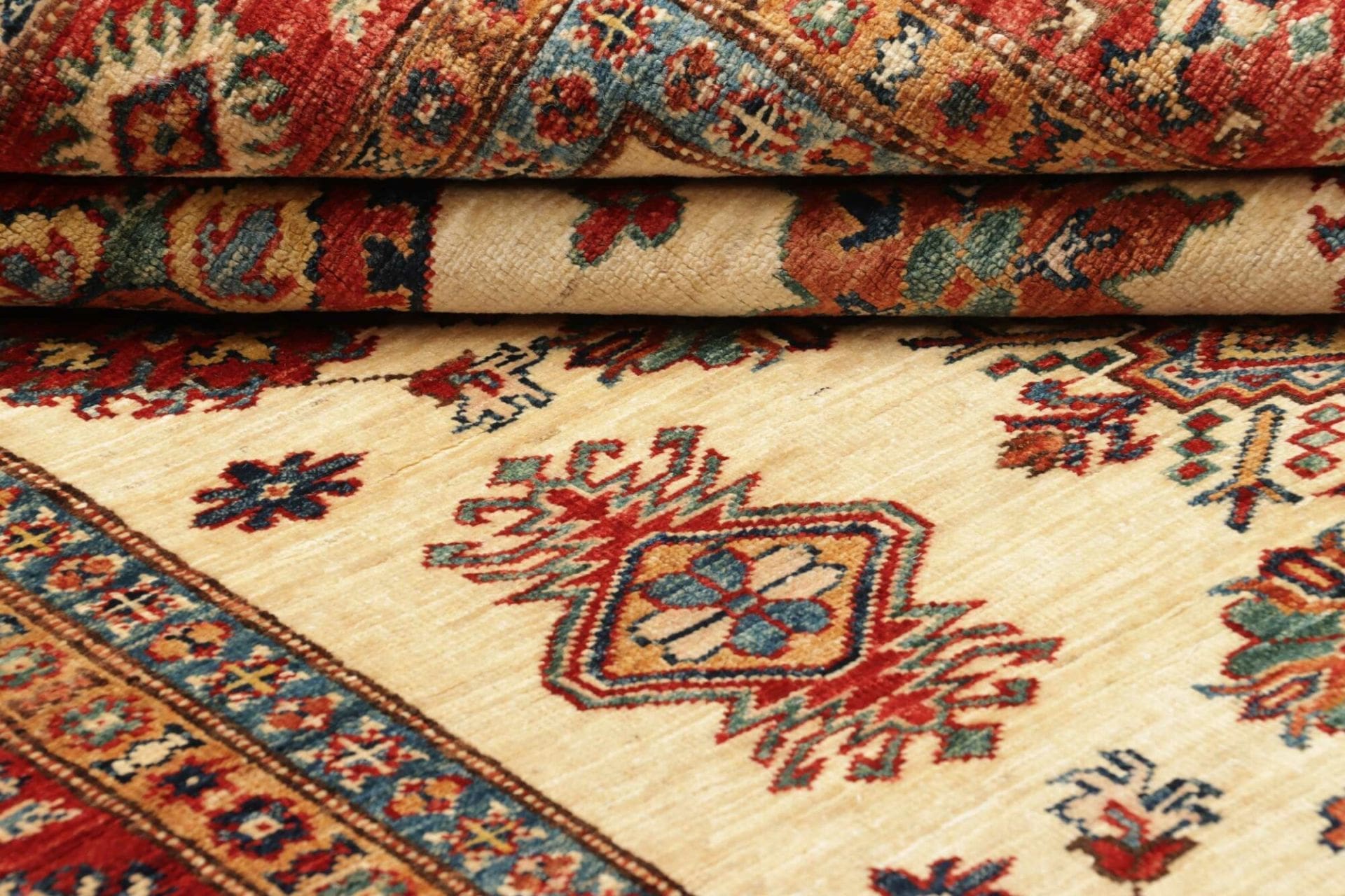 Hand-Knotted Wool Kazak Pakistani Rug, 156 × 195 cm