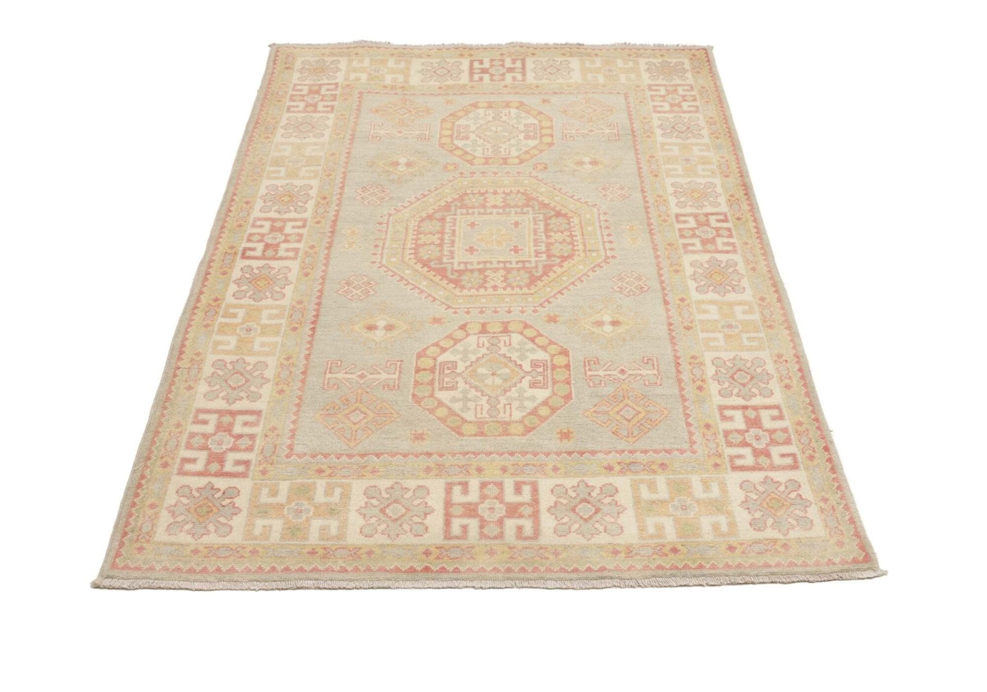 kazak-orientteppich-123-x-172-cm-geometrisches-muster-handgeknupft-3 Kazak Pakistani Rug 123 × 172 cm, Wool, hand-knotted