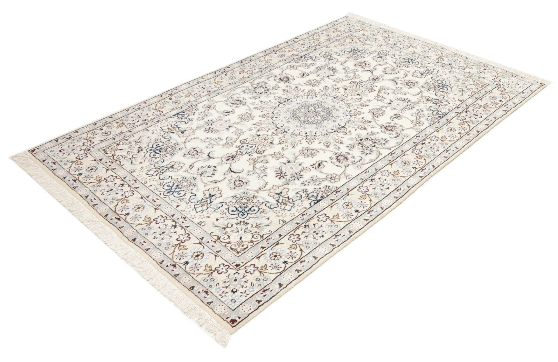 Hand-Knotted Wool Nain Persian Rug, 131 × 202 cm