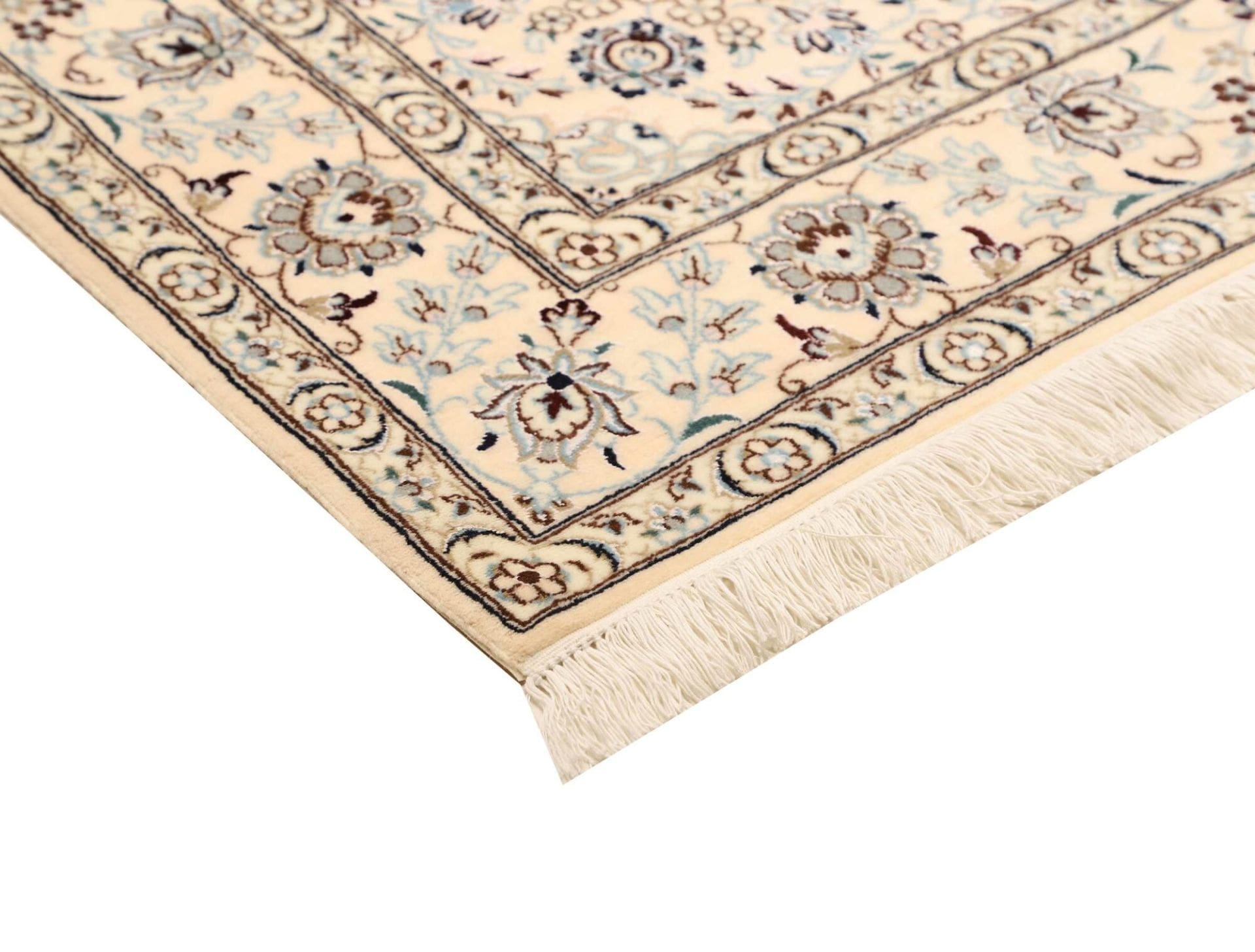 Hand-Knotted Wool Nain Persian Rug, 126 × 188 cm