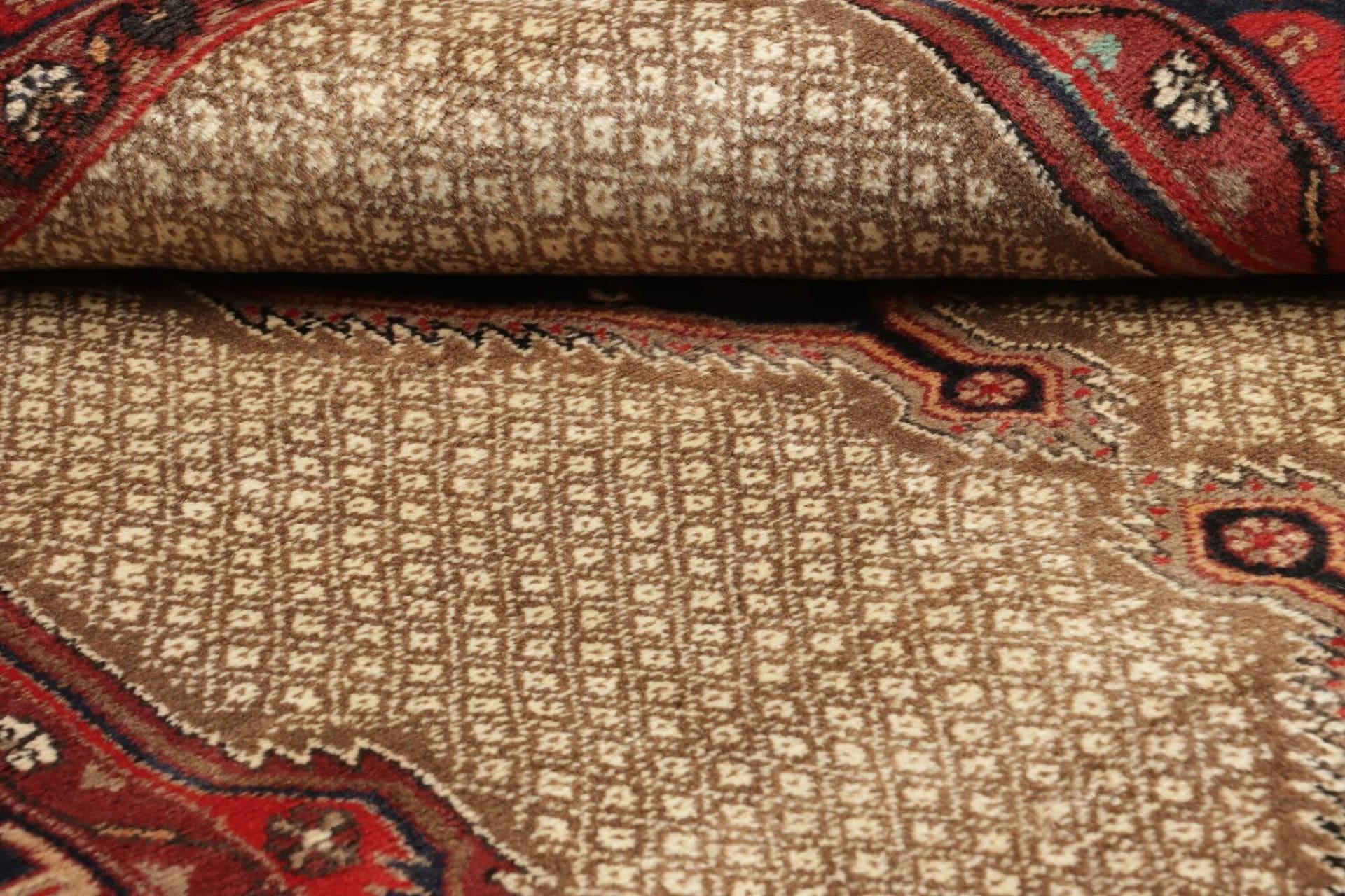 Persian Rug 130 × 182 cm, Wool, hand-knotted