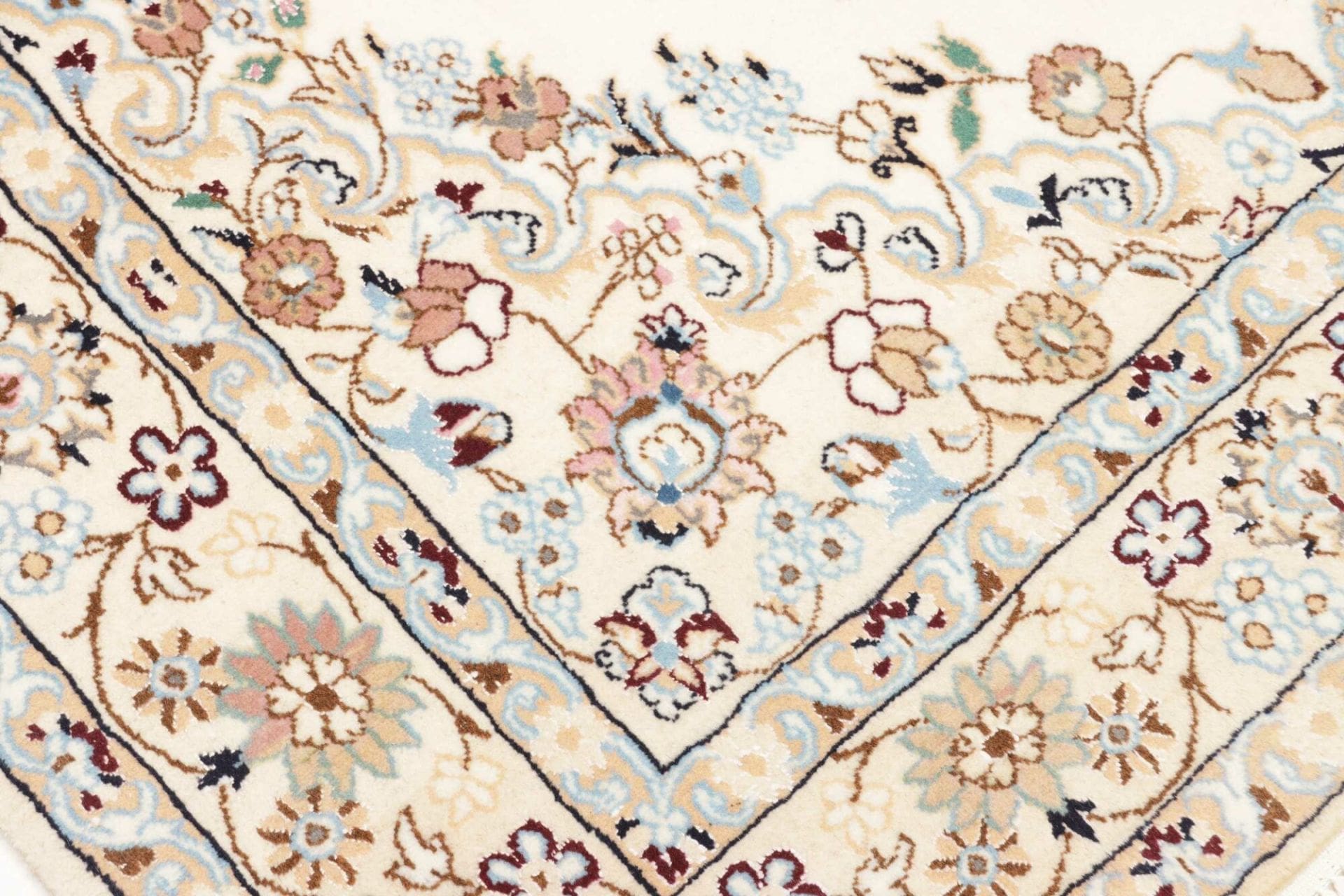 orientteppich-nain-133-x-215-cm-exklusiv-handgeknupft-5 Nain Persian Rug — hand-knotted, 133 × 215 cm, Wool