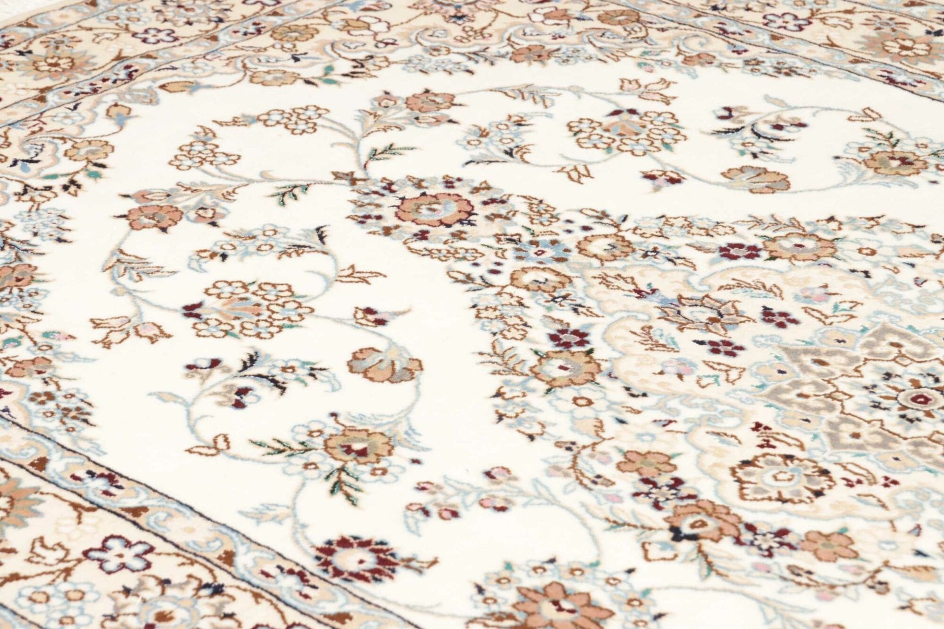 orientteppich-nain-133-x-215-cm-exklusiv-handgeknupft-7 Nain Persian Rug — hand-knotted, 133 × 215 cm, Wool