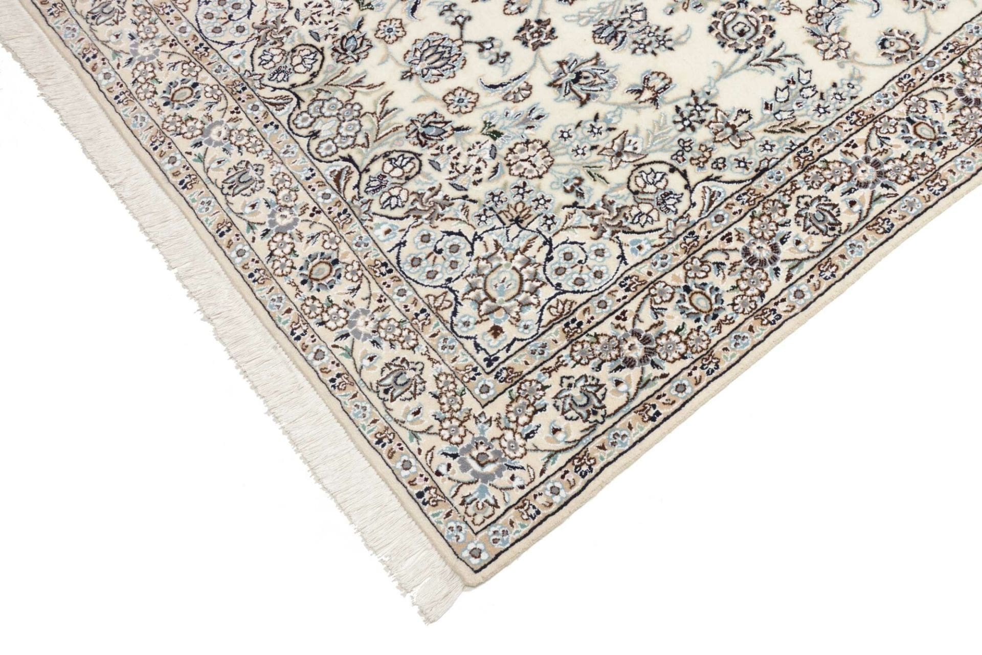 Hand-Knotted Wool Nain Persian Rug, 136 × 220 cm
