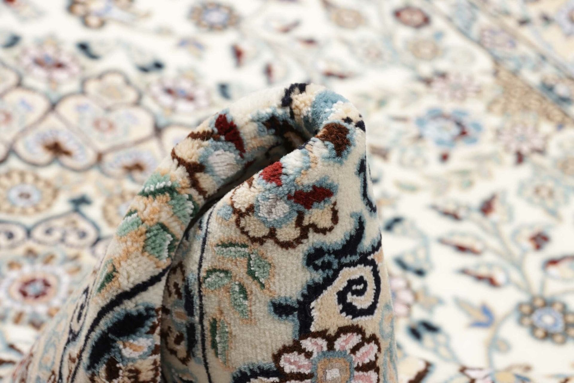 nain-perserteppich-133-x-220-cm-florale-muster-handgeknupft-9 Nain Persian Rug 133 × 220 cm, Wool, hand-knotted