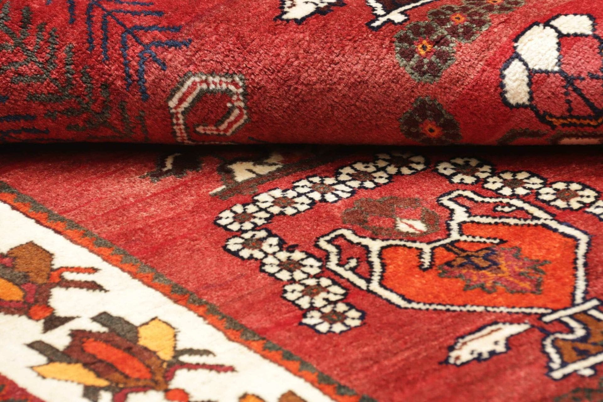 Qashqai Persian Rug — hand-knotted, 125 × 210 cm, Wool