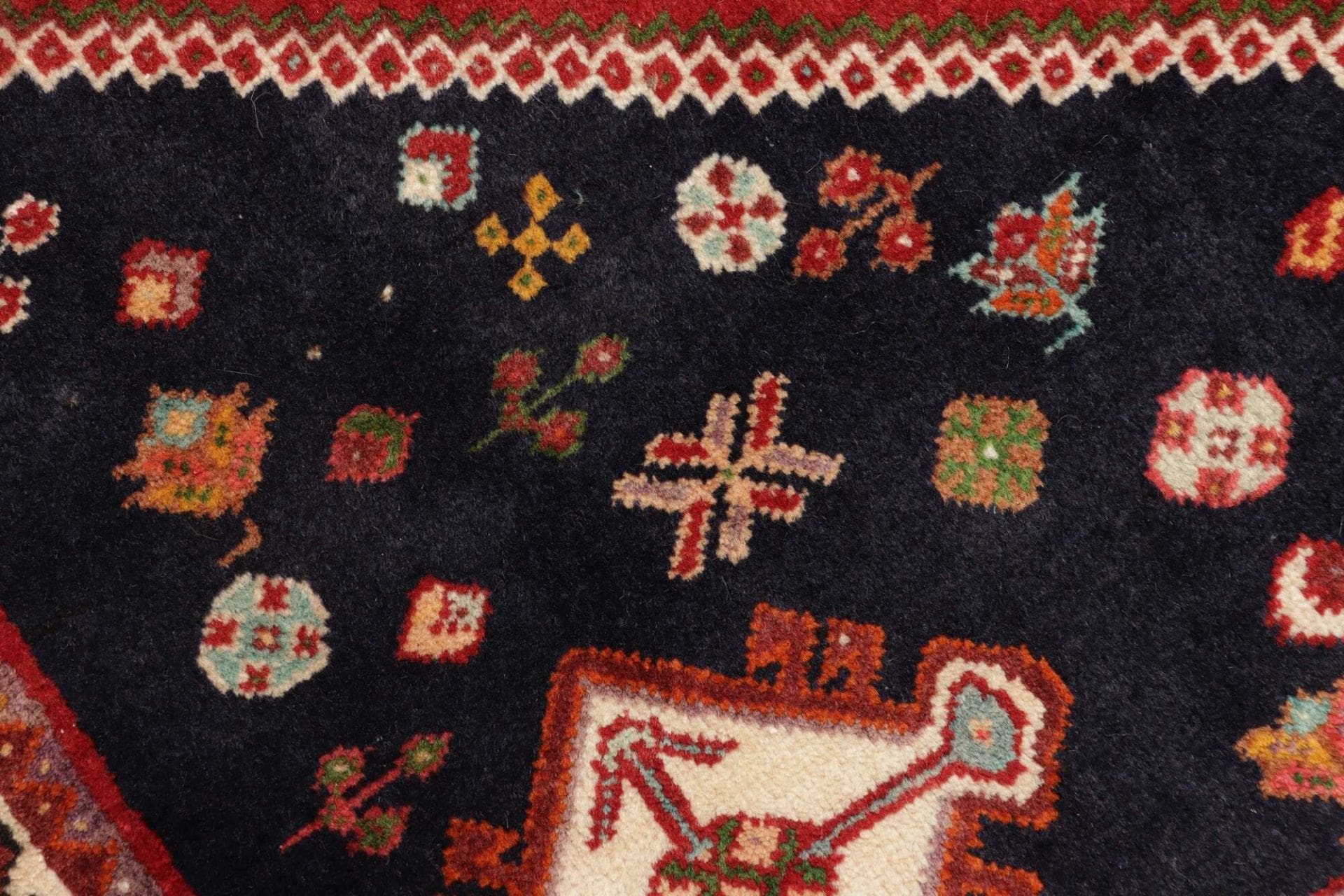 Qashqai Persian Rug — hand-knotted, 125 × 174 cm, Wool