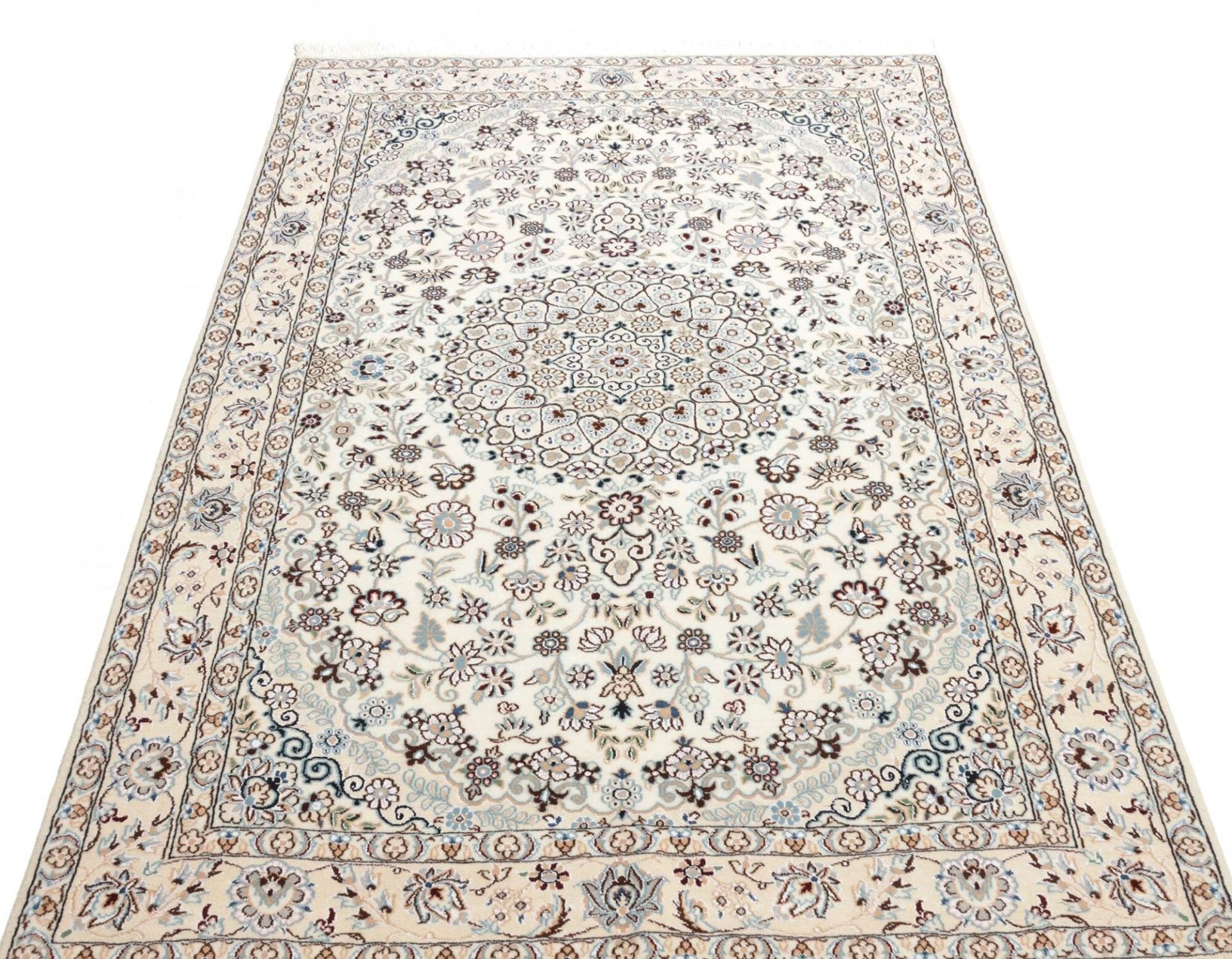 Nain Persian Rug 135 × 212 cm, Wool, hand-knotted
