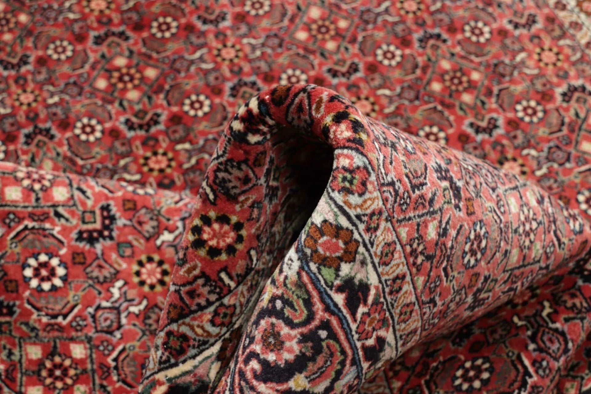 Bijar Persian Rug — hand-knotted, 133 × 205 cm, Wool