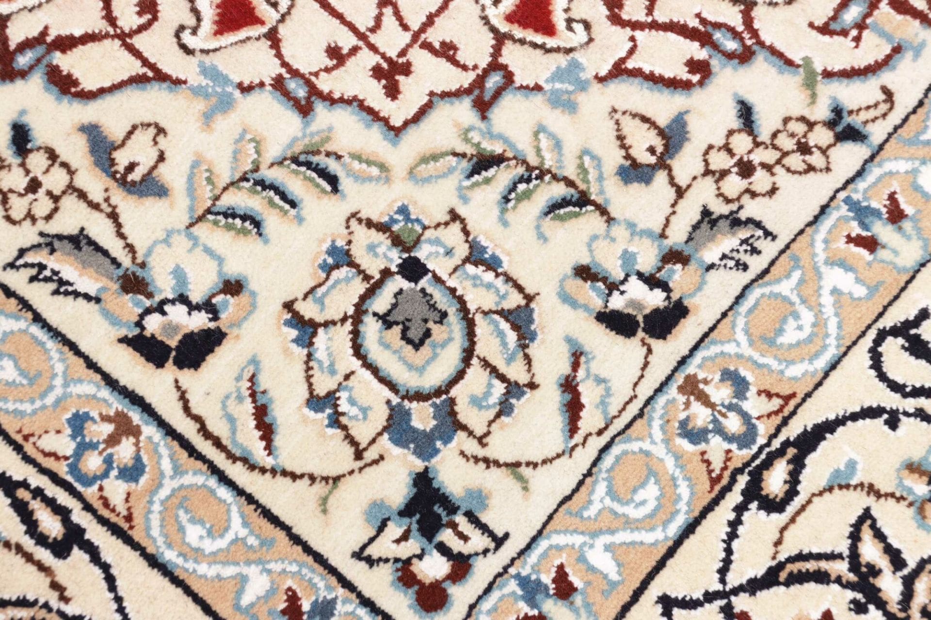 Nain Persian Rug 137 × 213 cm, Wool, hand-knotted