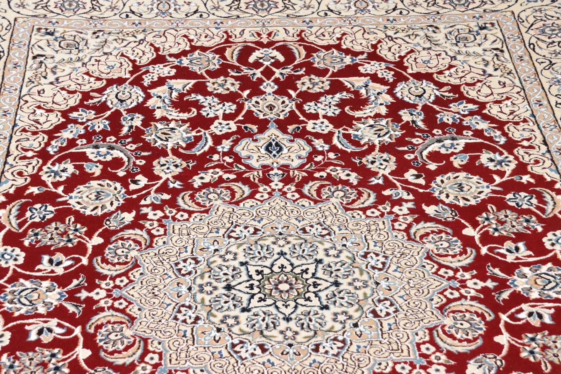Nain Persian Rug 137 × 213 cm, Wool, hand-knotted