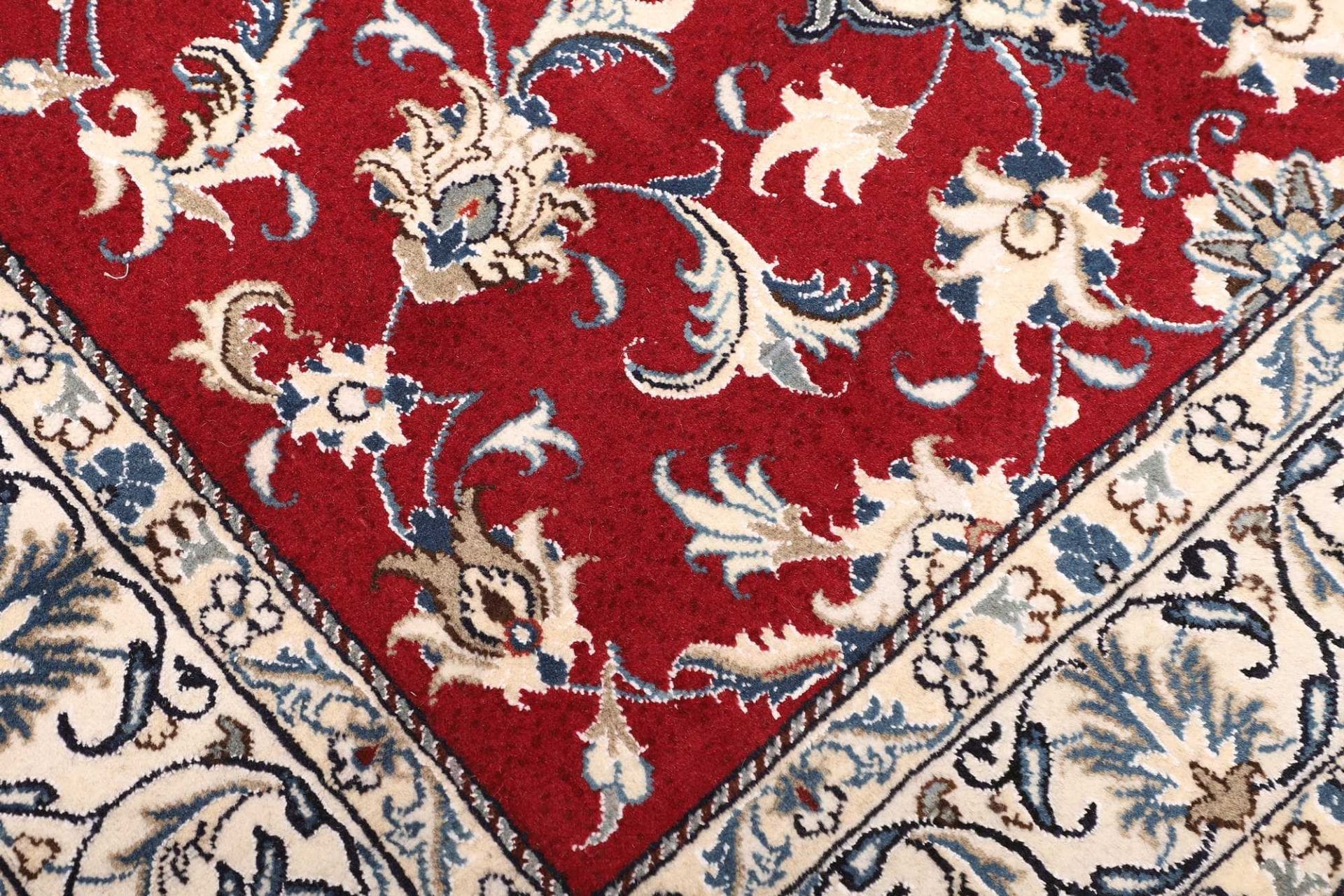 Nain Persian Rug 153 × 188 cm, Wool, hand-knotted