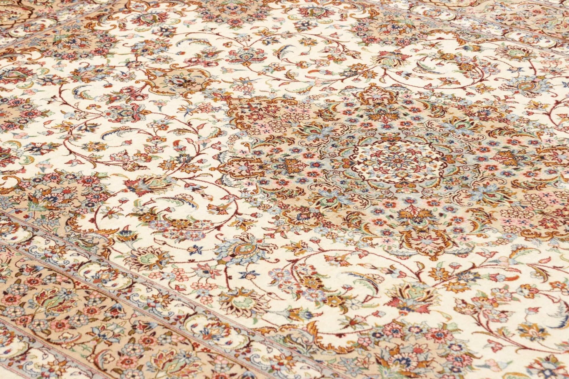 ghom-teppich-138-x-199-cm-seide-handgeknupft-perserteppich-7 Qom Persian Rug 138 × 199 cm, Silk, hand-knotted