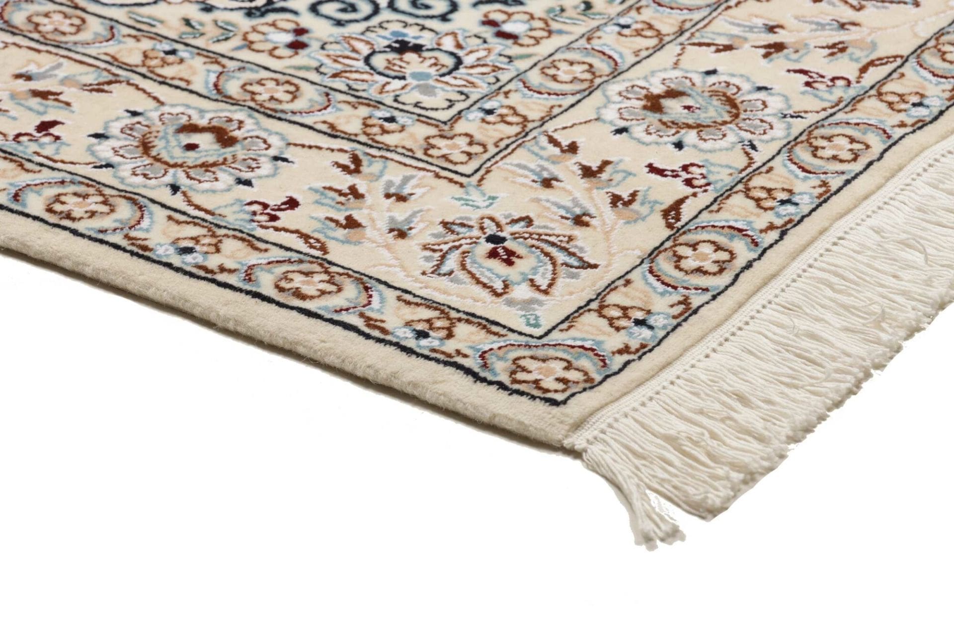 Hand-Knotted Wool Nain Persian Rug, 133 × 215 cm