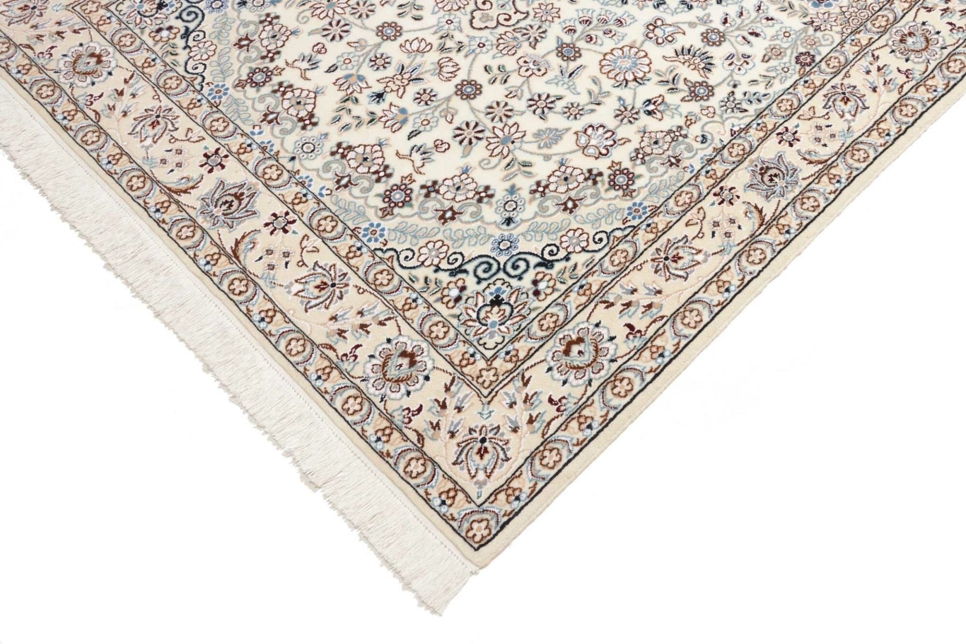 Hand-Knotted Wool Nain Persian Rug, 133 × 215 cm