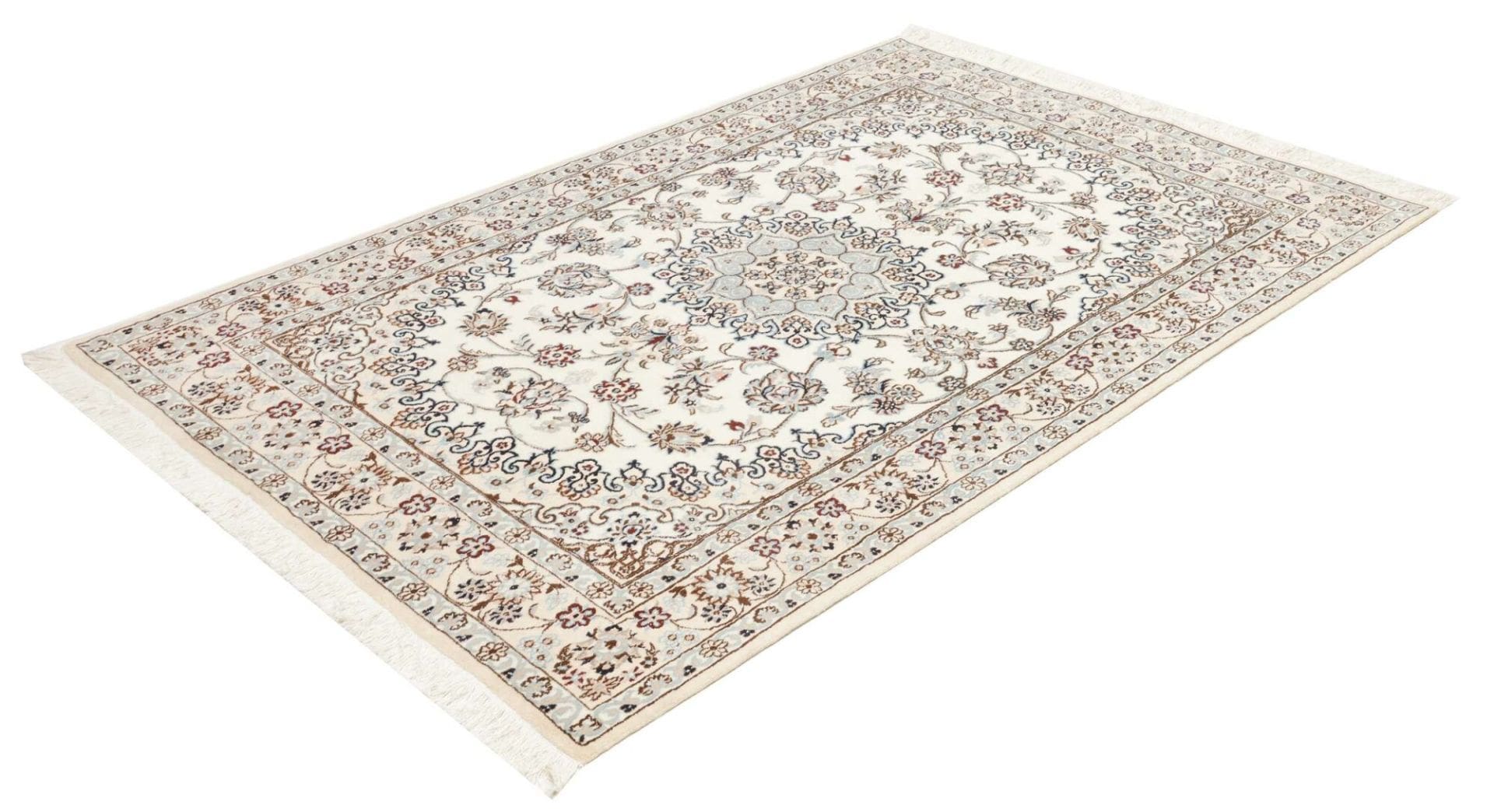 Nain Persian Rug — hand-knotted, 135 × 202 cm, Wool