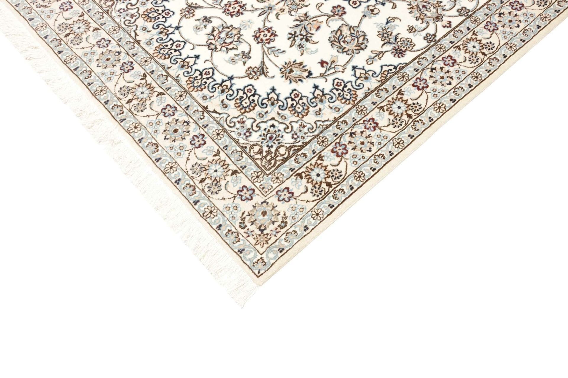 Nain Persian Rug — hand-knotted, 135 × 202 cm, Wool