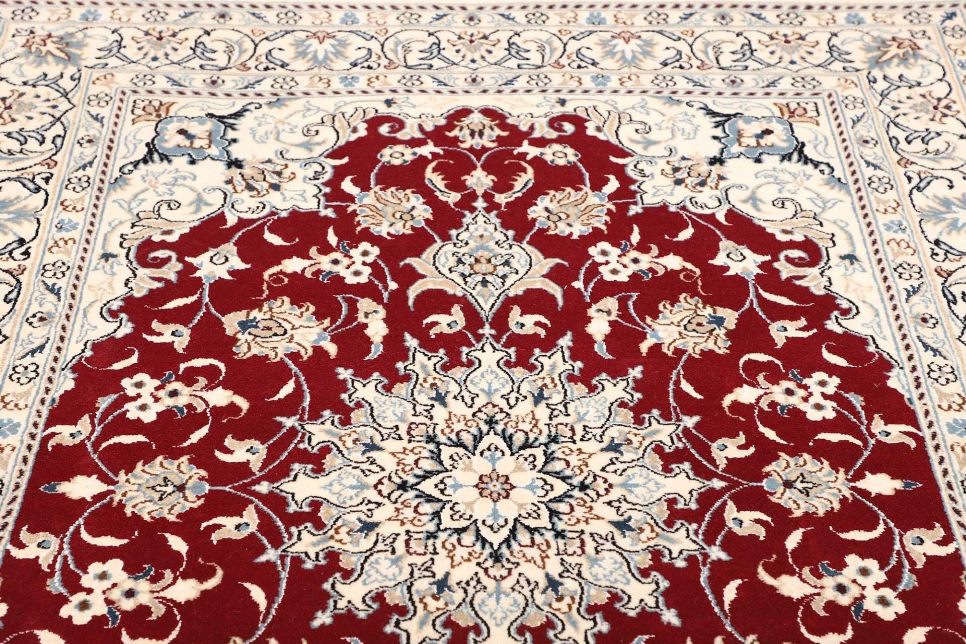 Nain Persian Rug 147 × 198 cm, Wool, hand-knotted