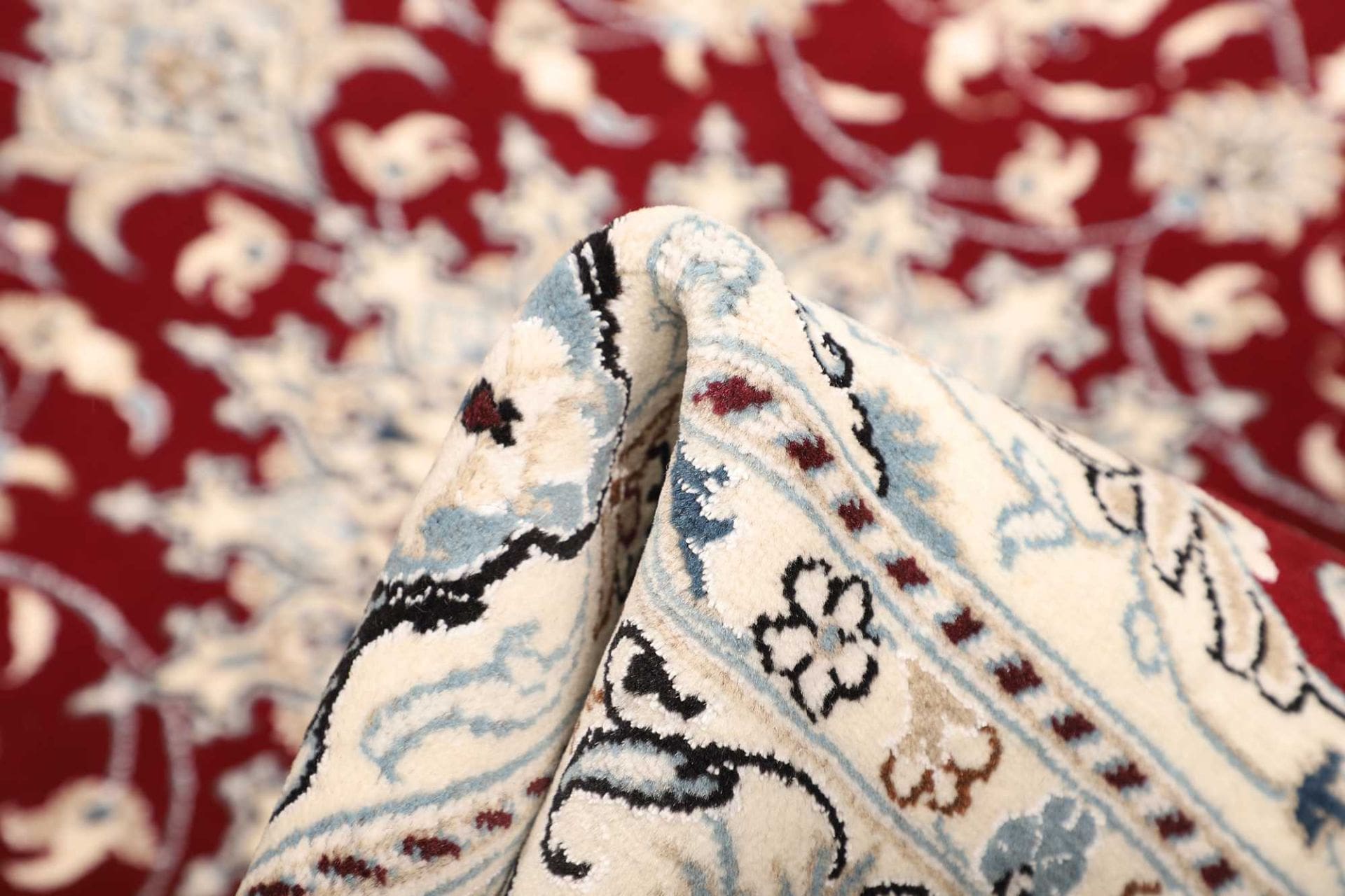 Nain Persian Rug 147 × 198 cm, Wool, hand-knotted