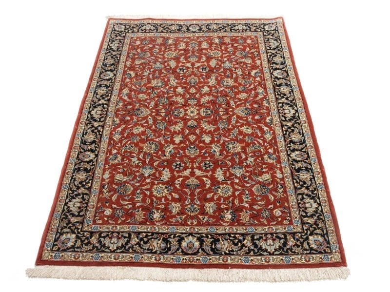 Isfahan Persian Rug — hand-knotted, 106 × 155 cm, Wool & Silk