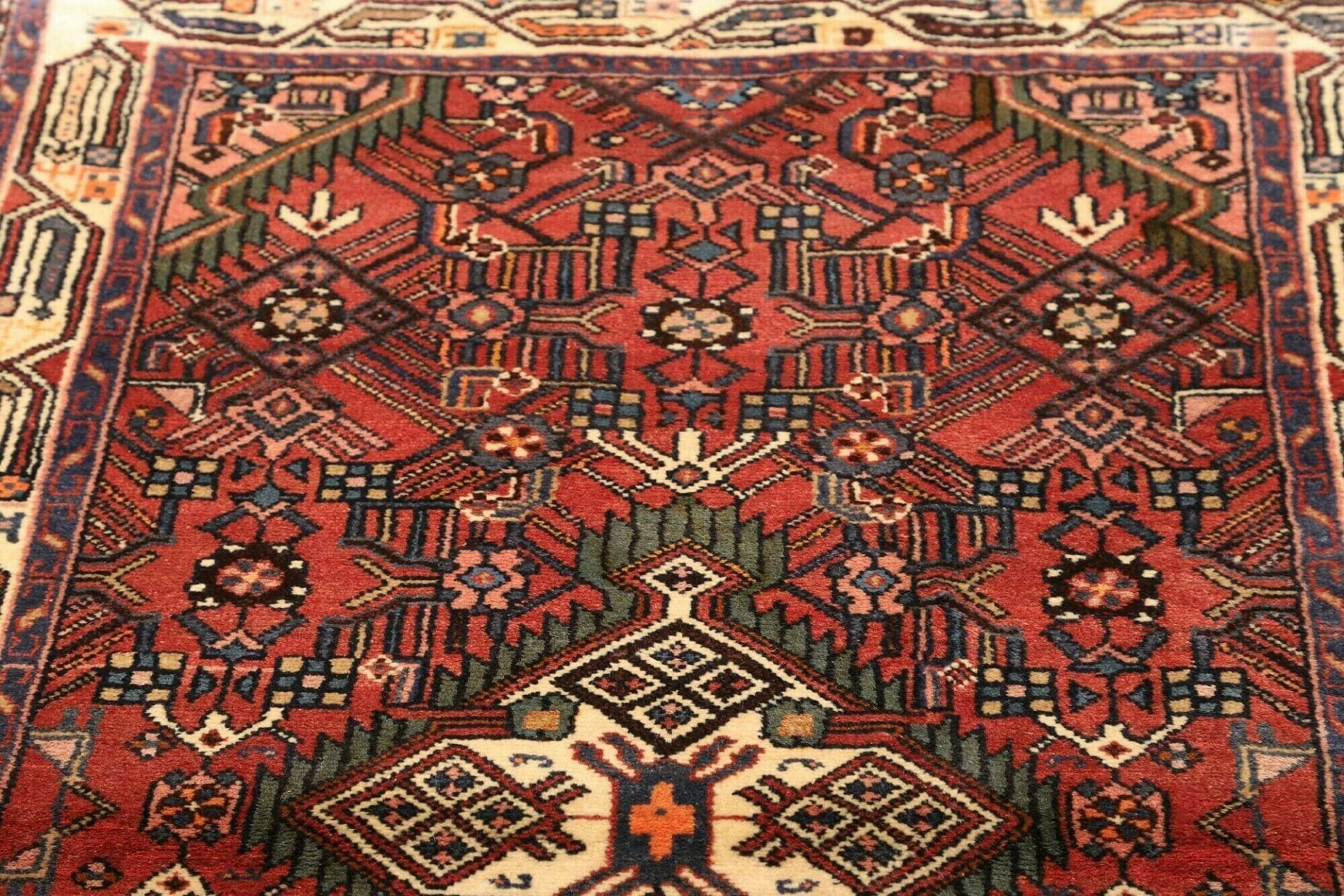 hamadan-teppich-103-x-157cm-schurwolle-geometrisches-muster-handgeknupft-7 Hamadan Persian Rug 103 × 157 cm, Wool, hand-knotted