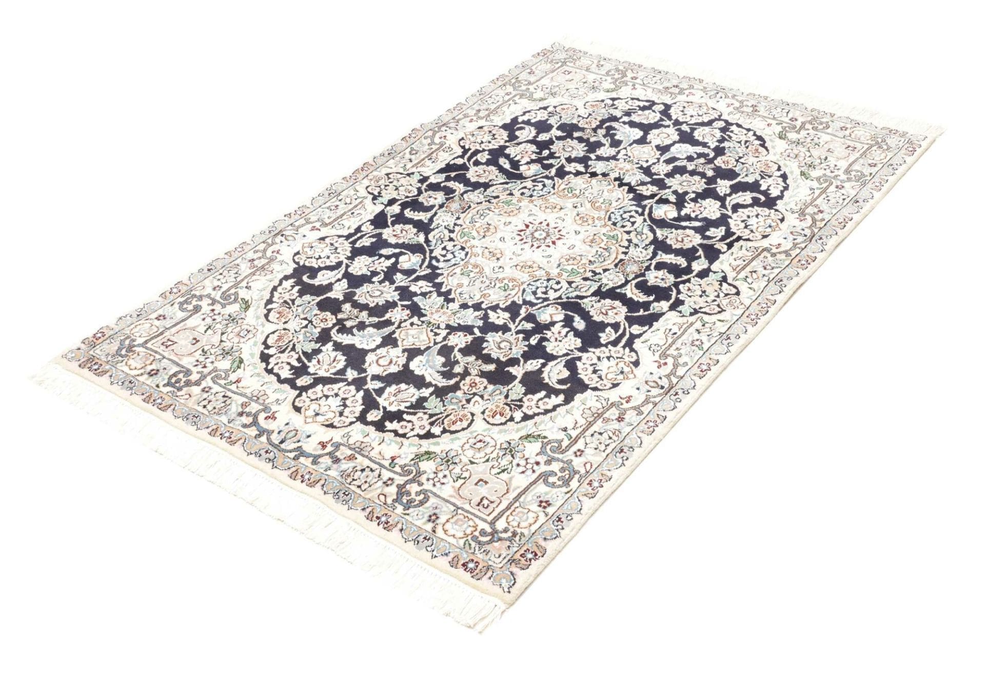 Hand-Knotted Wool Nain Persian Rug, 106 × 153 cm