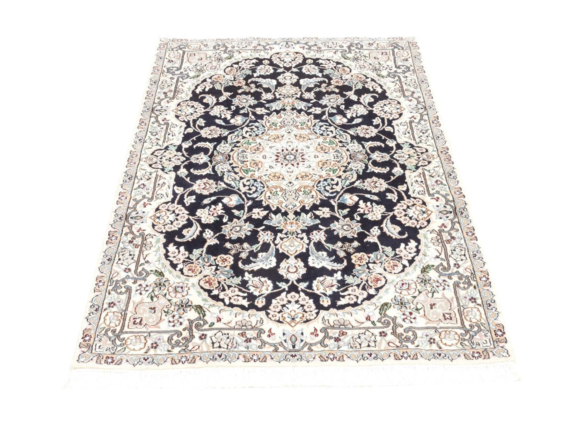 Hand-Knotted Wool Nain Persian Rug, 106 × 153 cm