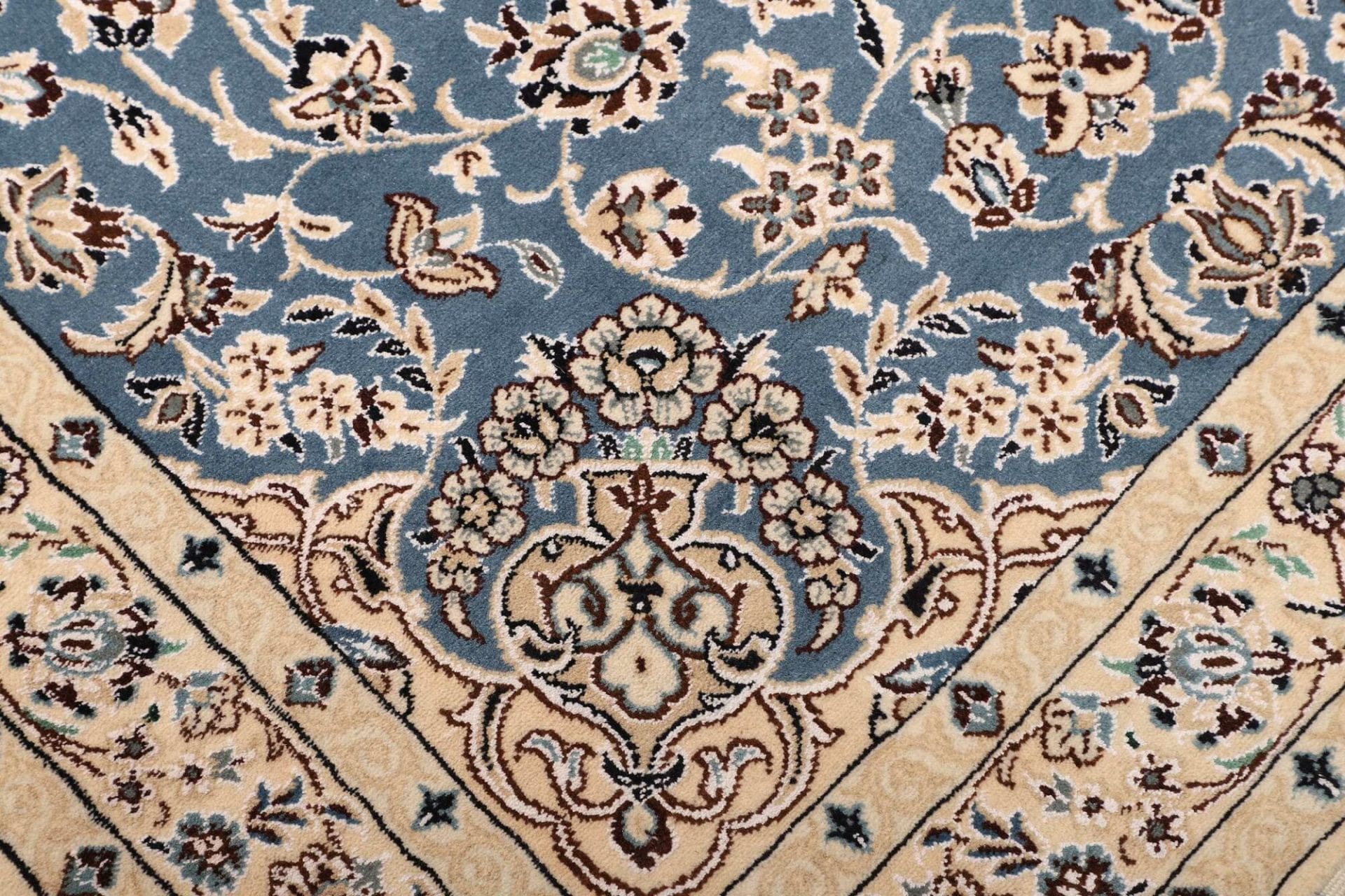 nain-teppich-109-x-153-cm-florales-muster-handgeknupft-5 Nain Persian Rug 109 × 153 cm, Wool, hand-knotted