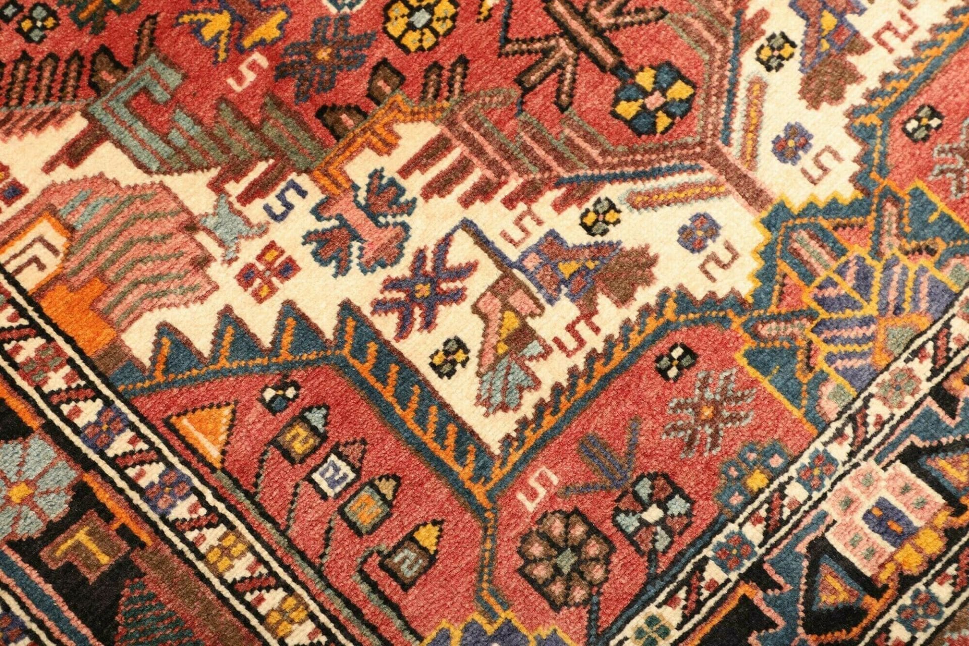 Hamadan Herati Persian Rug 110 × 152 cm, Wool, hand-knotted