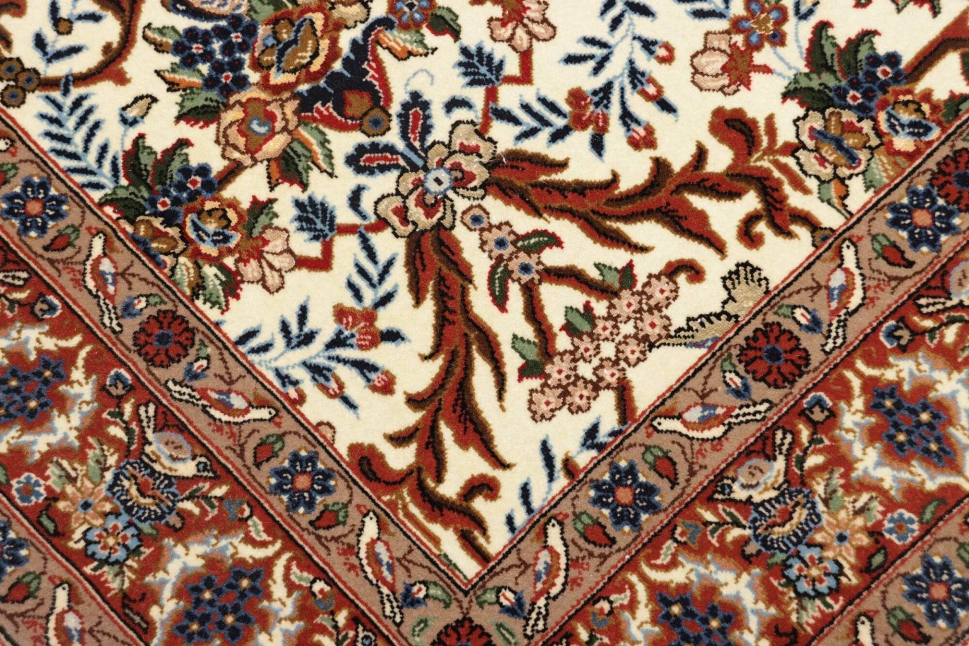 isfahan-teppich-108-x-156cm-handgeknupft-1000000-knoten-5 Hand-Knotted Wool Isfahan Persian Rug, 108 × 156 cm