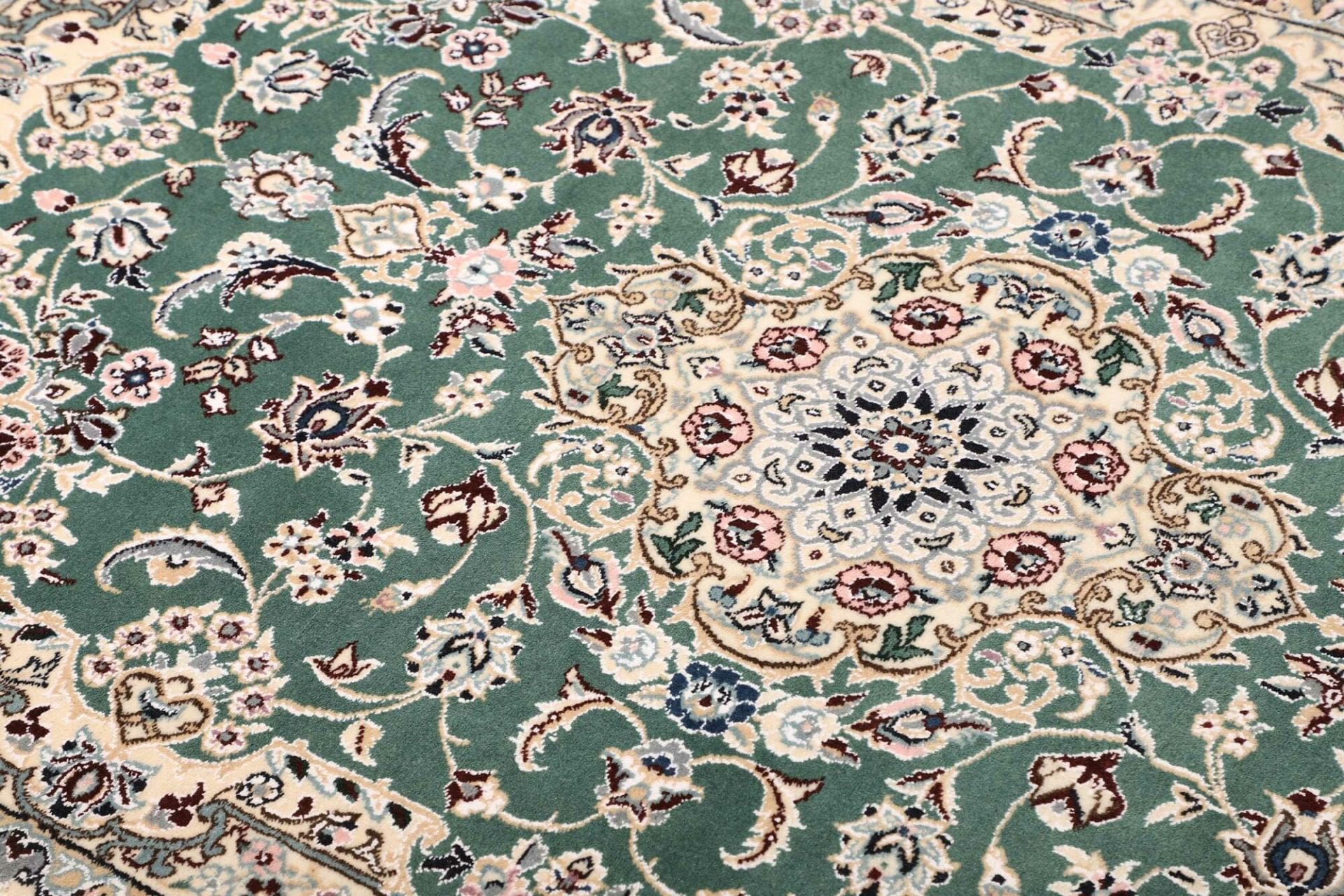 Hand-Knotted Wool Nain Persian Rug, 105 × 151 cm