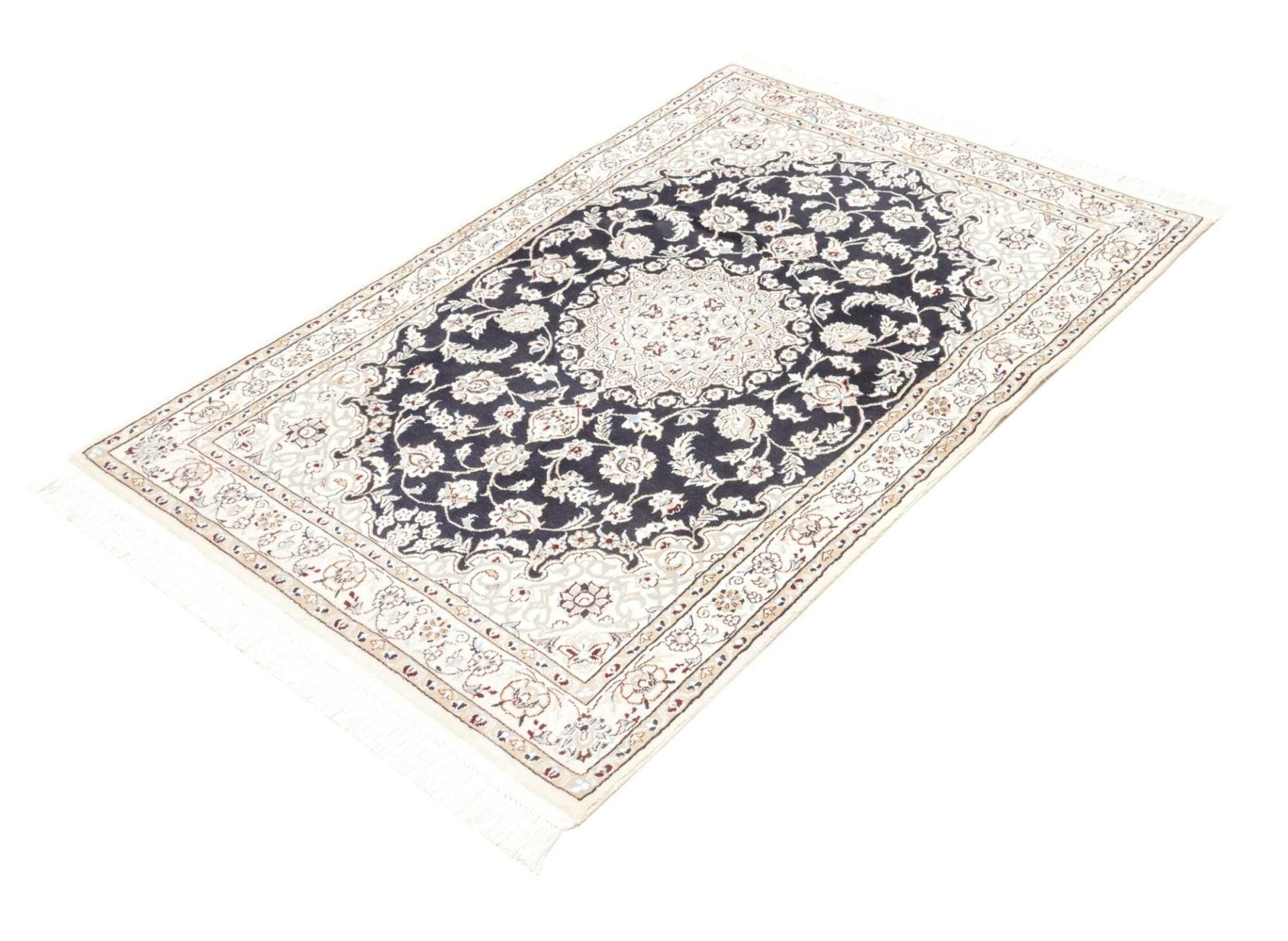 Hand-Knotted Wool Nain Persian Rug, 100 × 152 cm