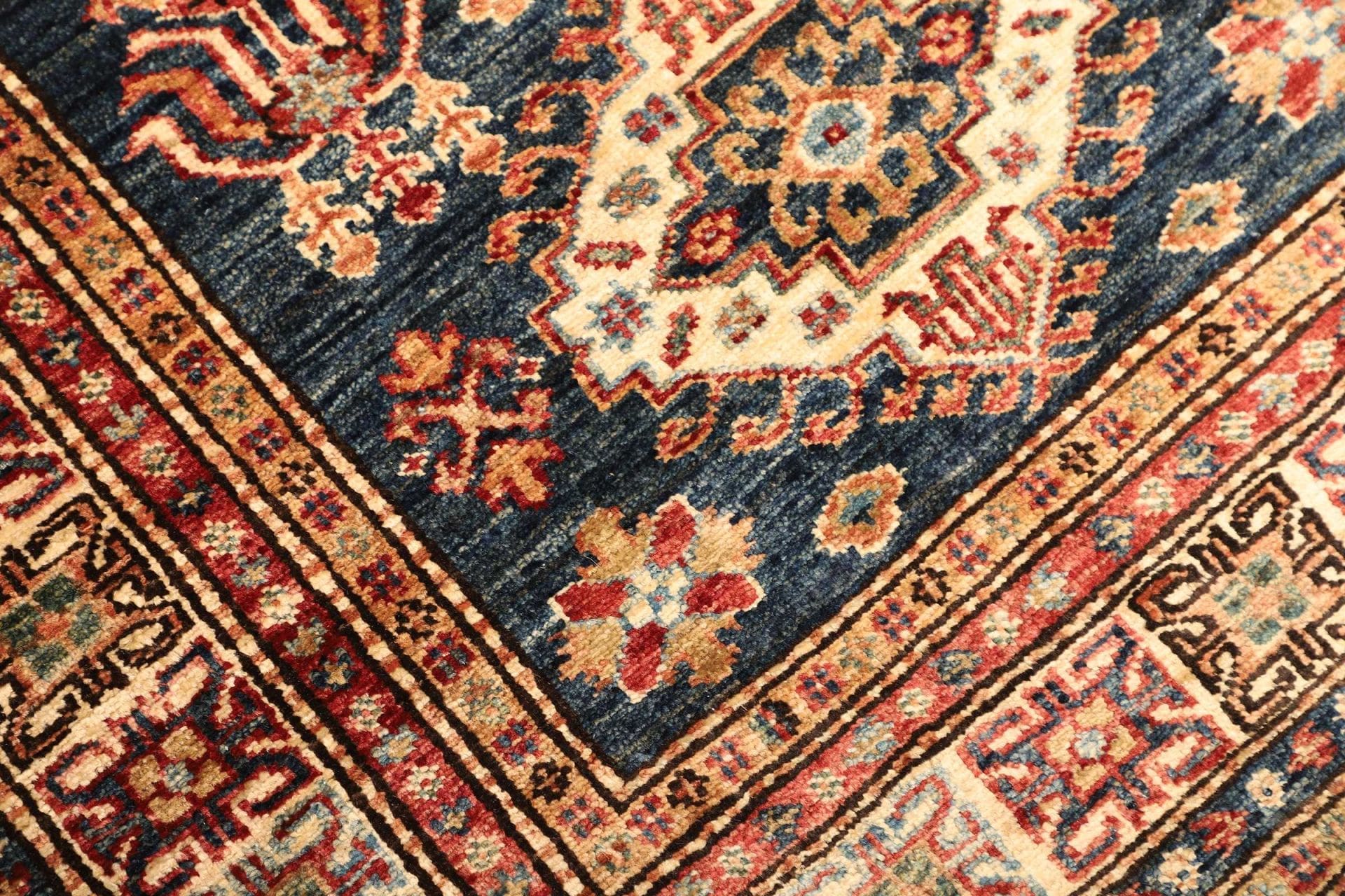 Kazak Pakistani Rug 101 × 147 cm, Wool, hand-knotted