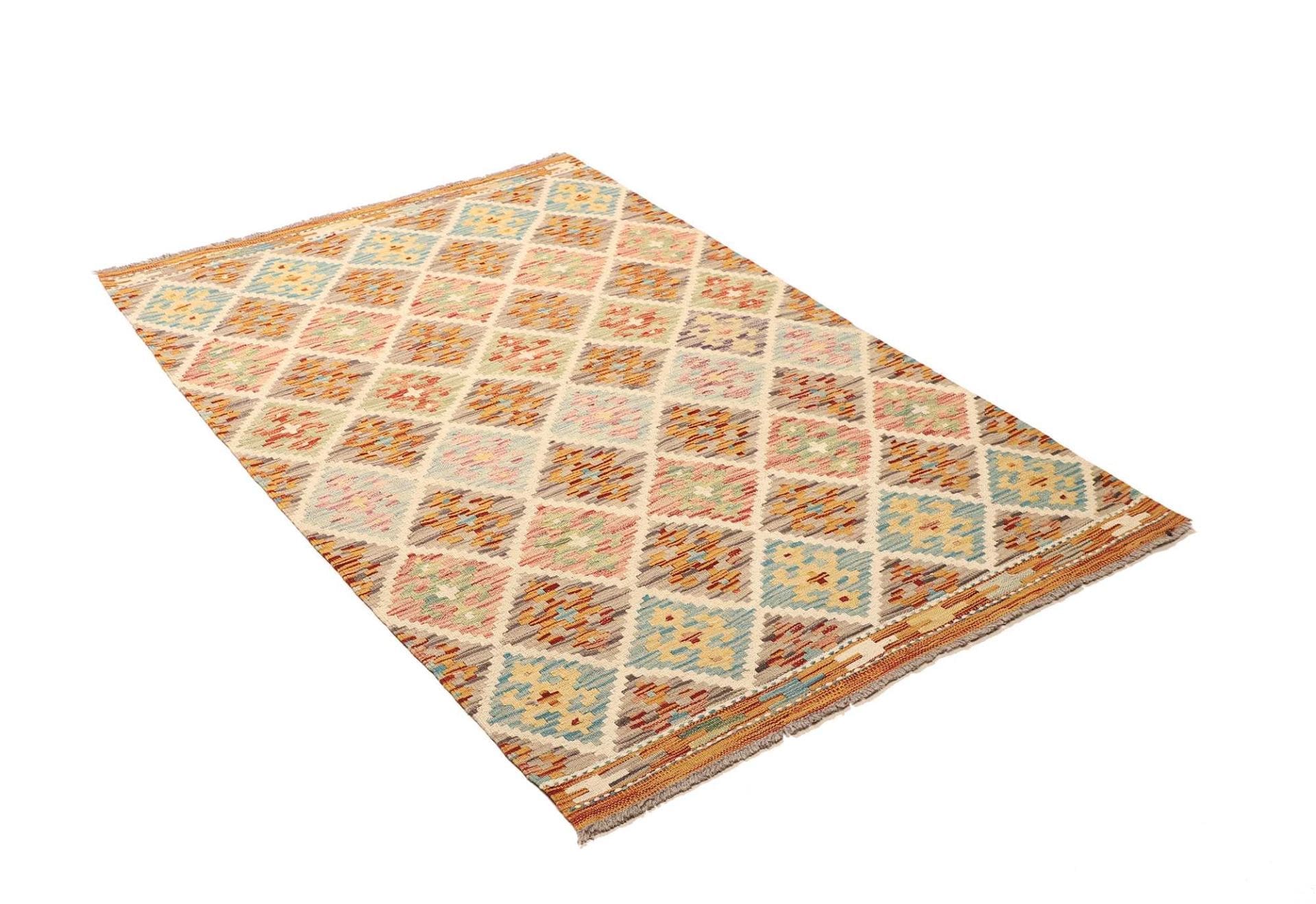 Hand-Woven Wool Kilim Pakistani Rug, 109 × 159 cm
