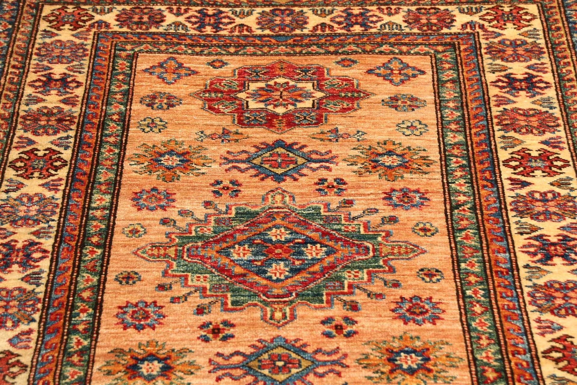 kazak-teppich-98-x-148cm-geometrische-muster-handgeknupft-7 Kazak Pakistani Rug 98 × 148 cm, Wool, hand-knotted