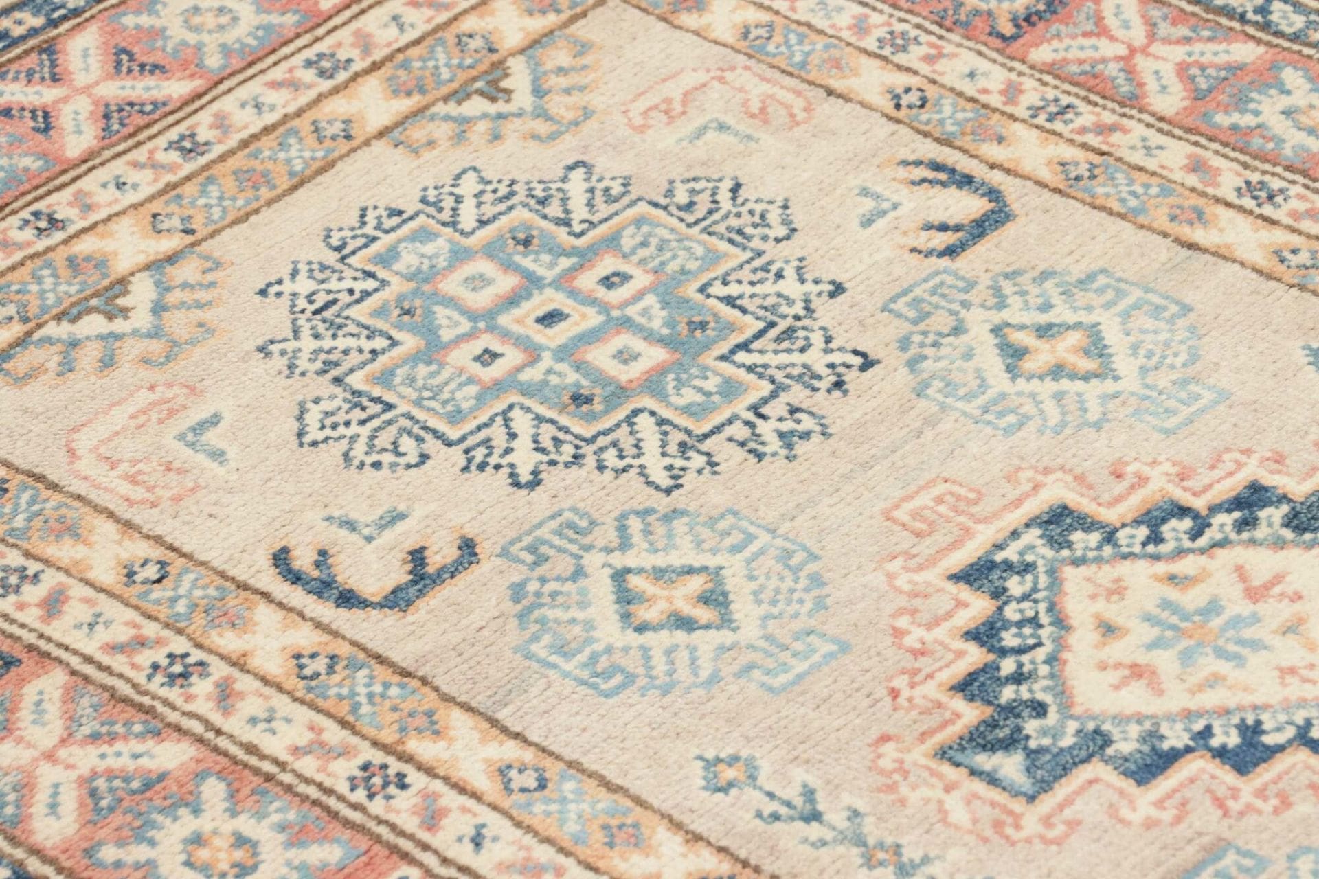 Hand-Knotted Wool Kazak Pakistani Rug, 80 × 127 cm