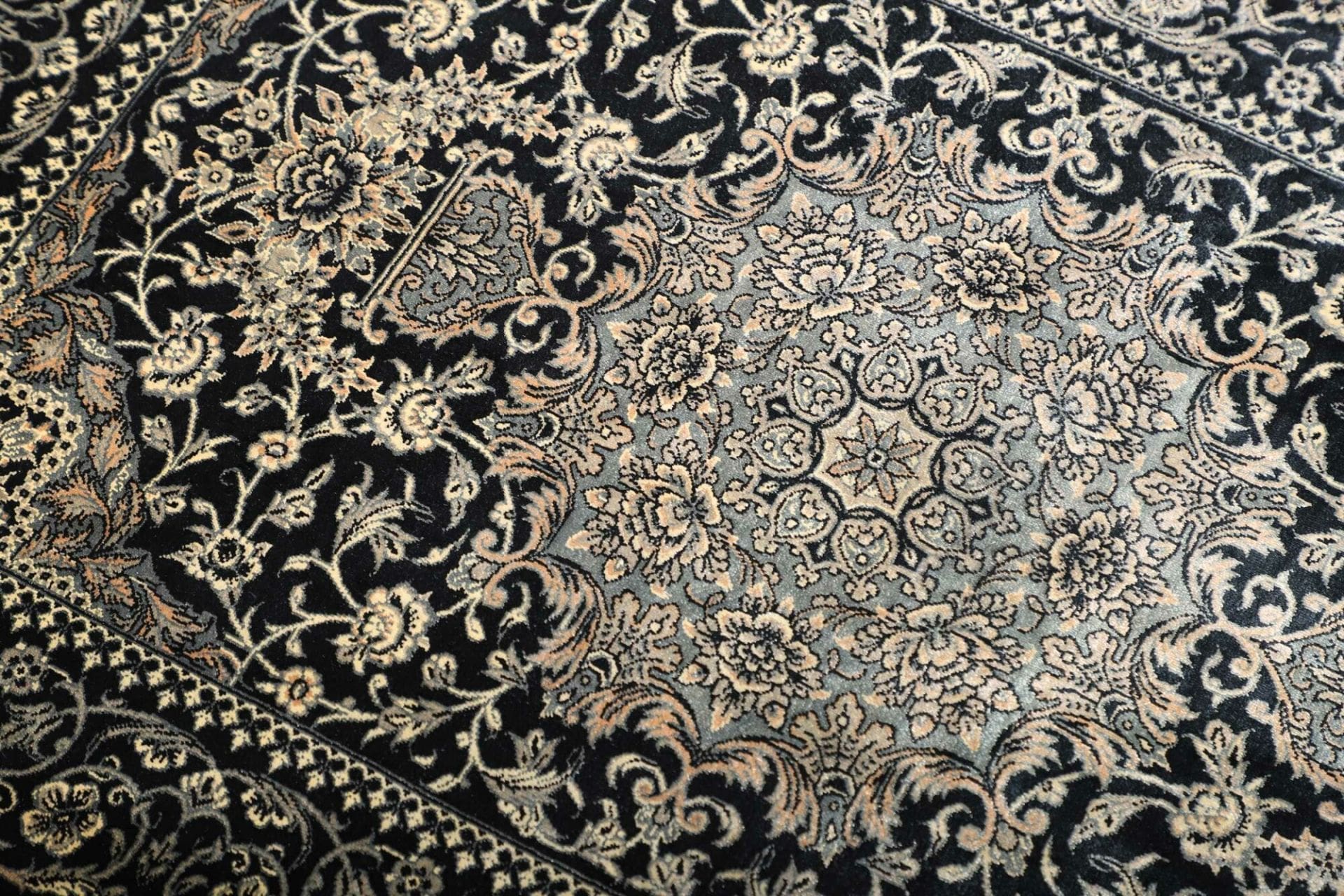 Qom Persian Rug 61 × 88 cm, Silk, hand-knotted