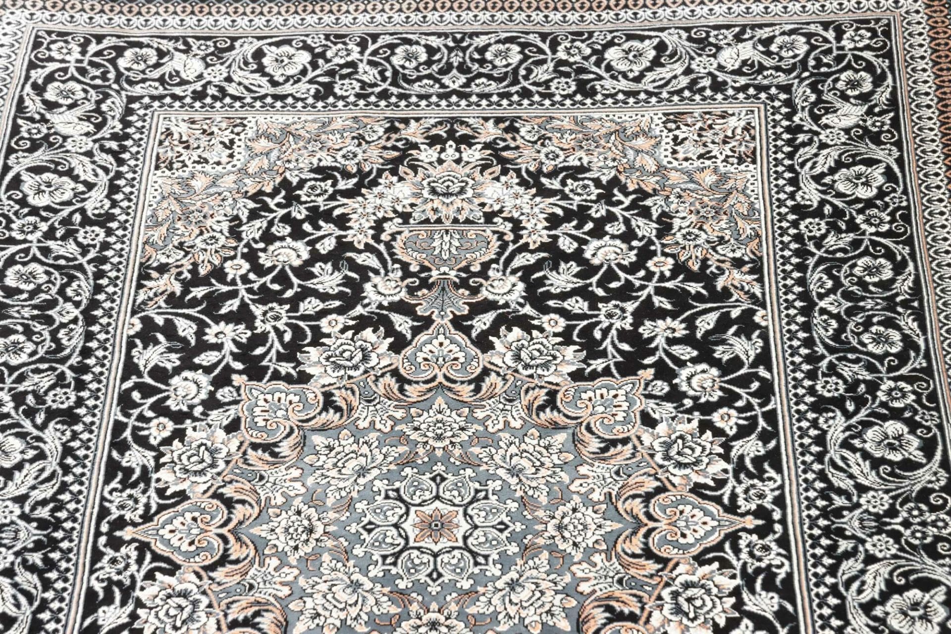 Qom Persian Rug 81 × 120 cm, Silk, hand-knotted