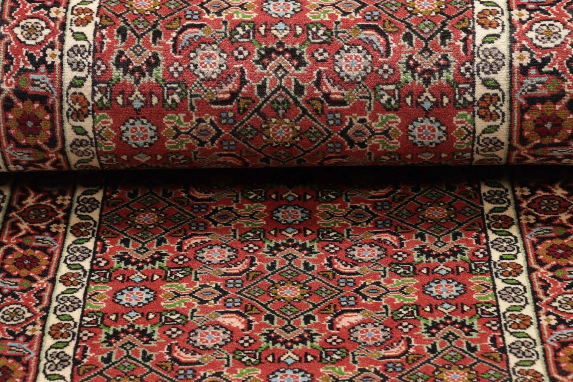 sandjan-67-x-245cm-perserteppich-aus-schurwolle-handgeknupft-8 Hand-Knotted Wool Persian Rug, 67 × 245 cm