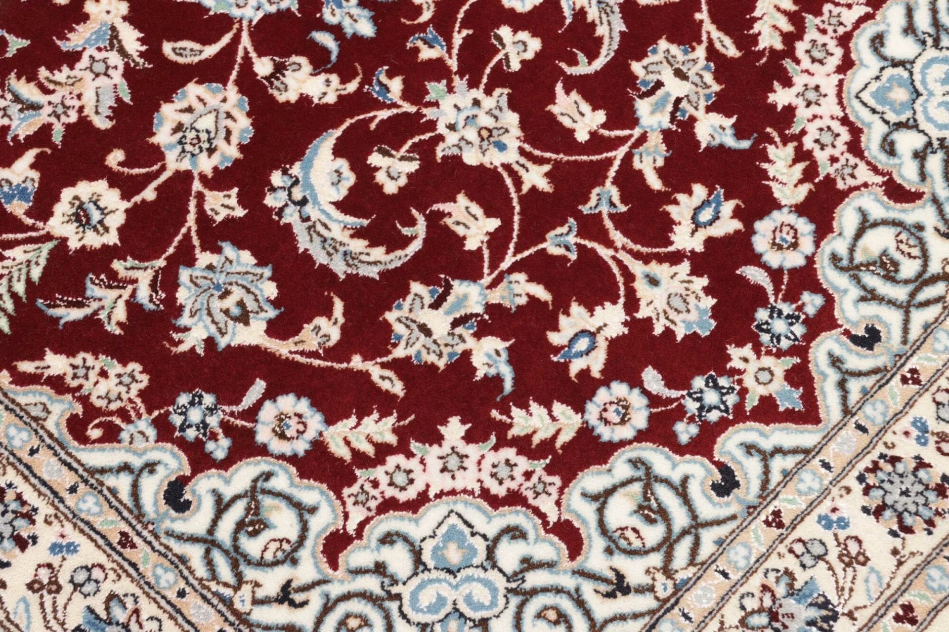 Hand-Knotted Wool Nain Persian Rug, 81 × 210 cm