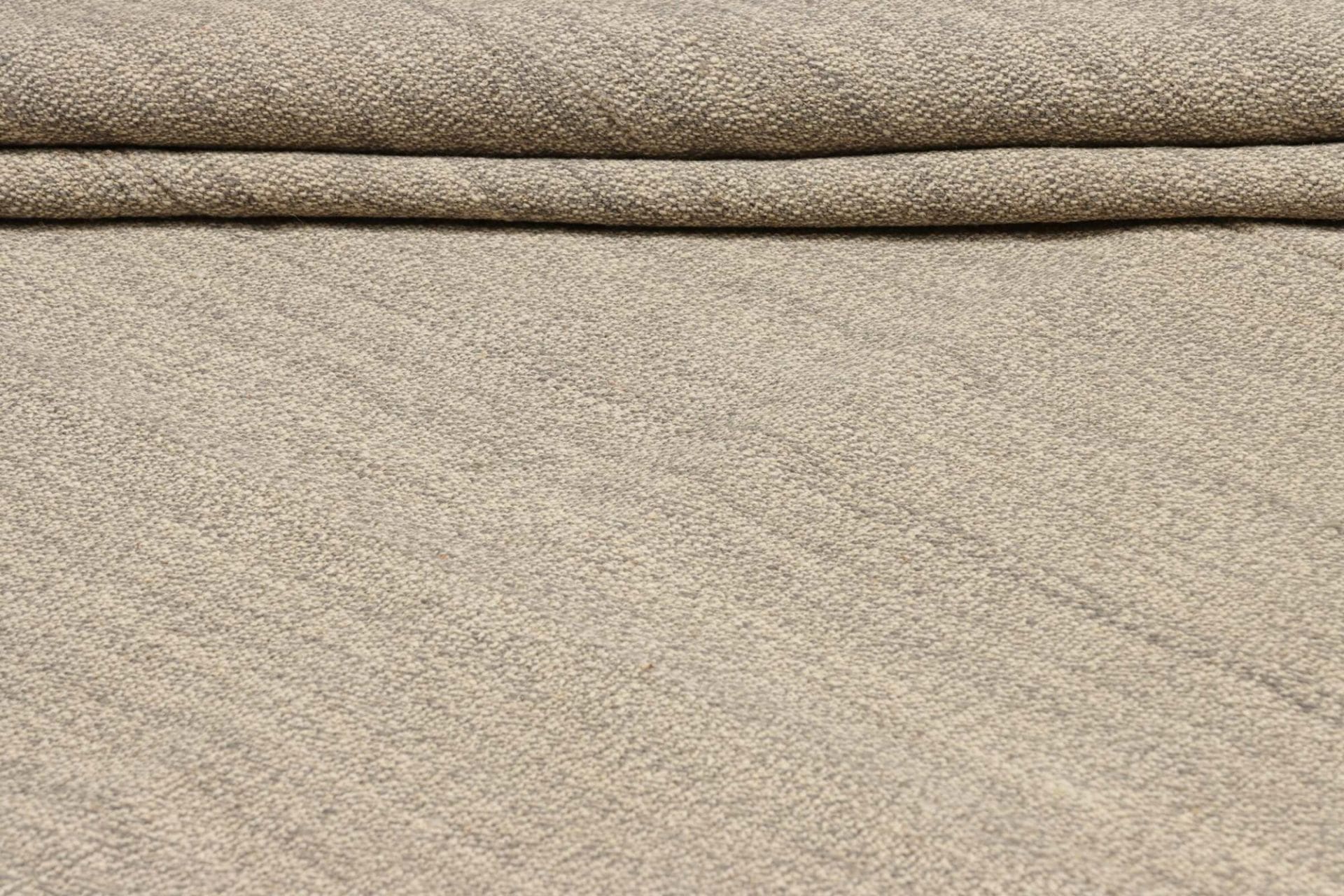 kelim-teppich-180-x-535cm-handgewebt-rustikales-flair-wolle-2 Kilim Persian Rug — hand-woven, 180 × 535 cm, Wool