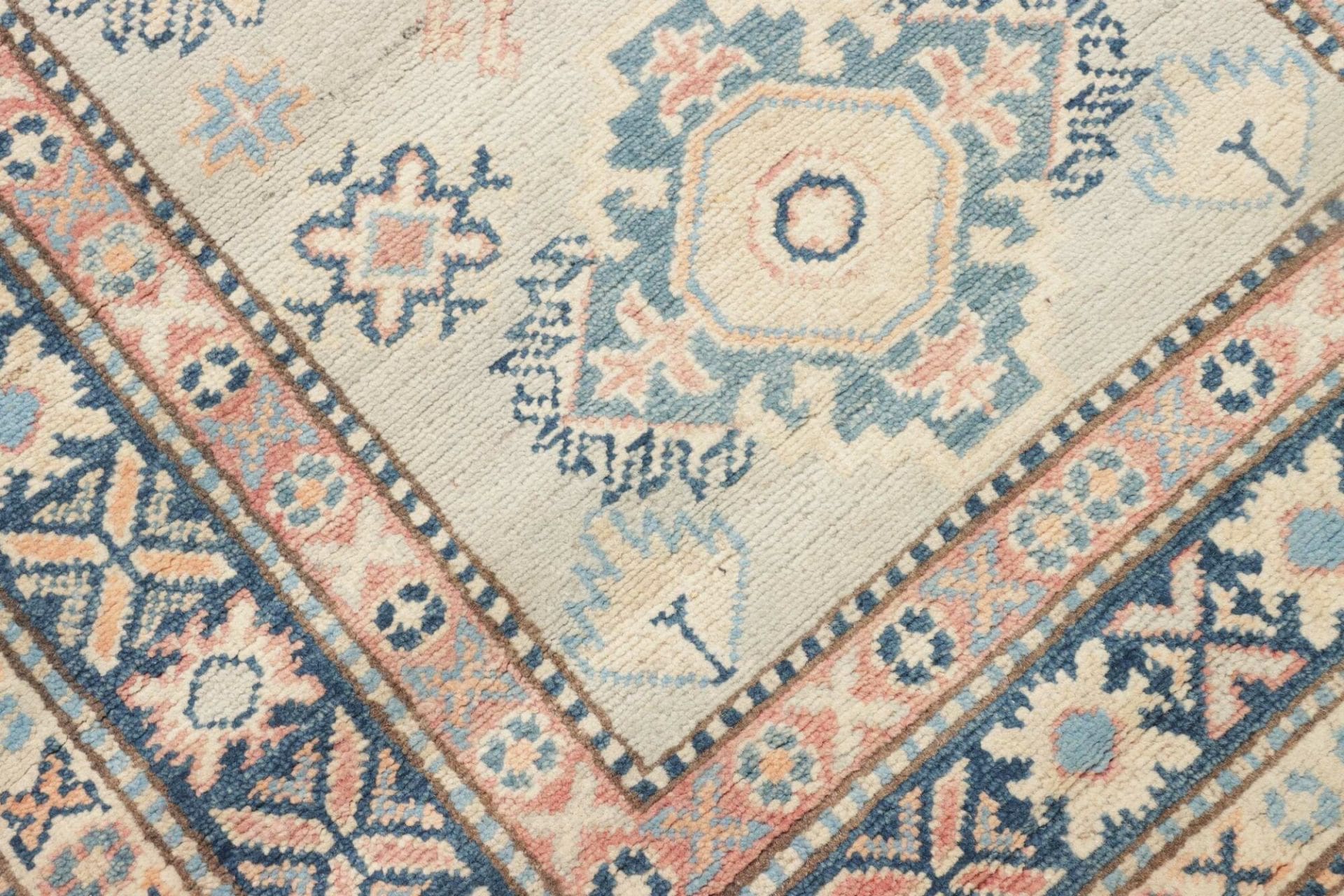 orientteppich-kazak-93-x-312-cm-handgeknupft-geometrisches-muster-5 Kazak Pakistani Rug 93 × 312 cm, Wool, hand-knotted