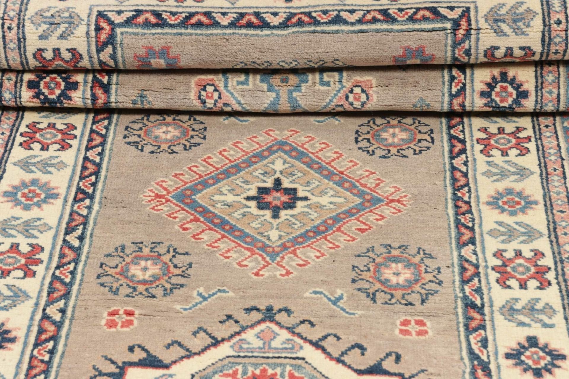 kazak-teppich-88-x-291-cm-handgeknupft-geometrische-muster-wolle-8 Hand-Knotted Wool Kazak Pakistani Rug, 88 × 291 cm