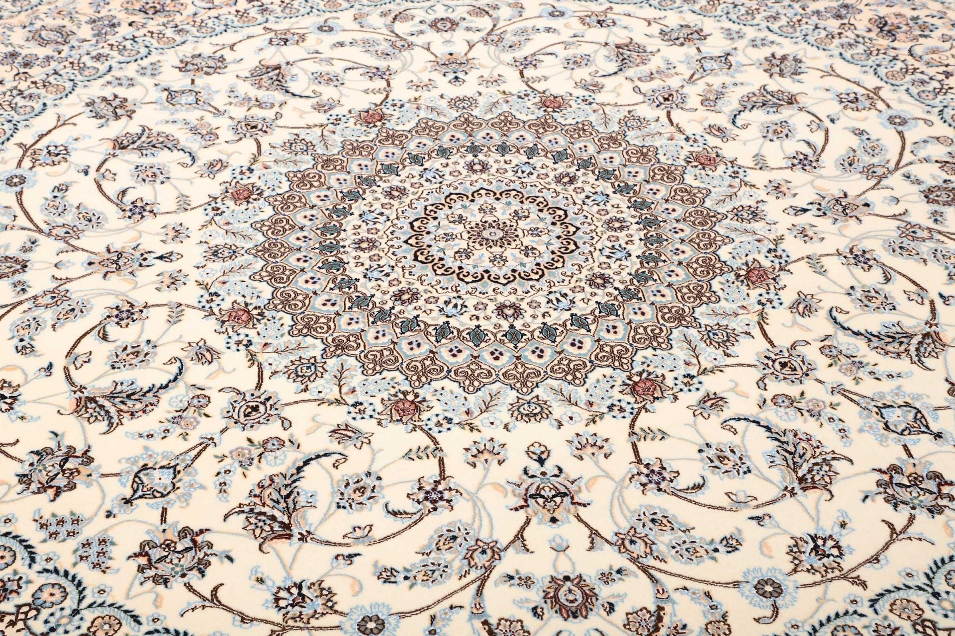 Nain Persian Rug 261 × 258 cm, Wool, hand-knotted
