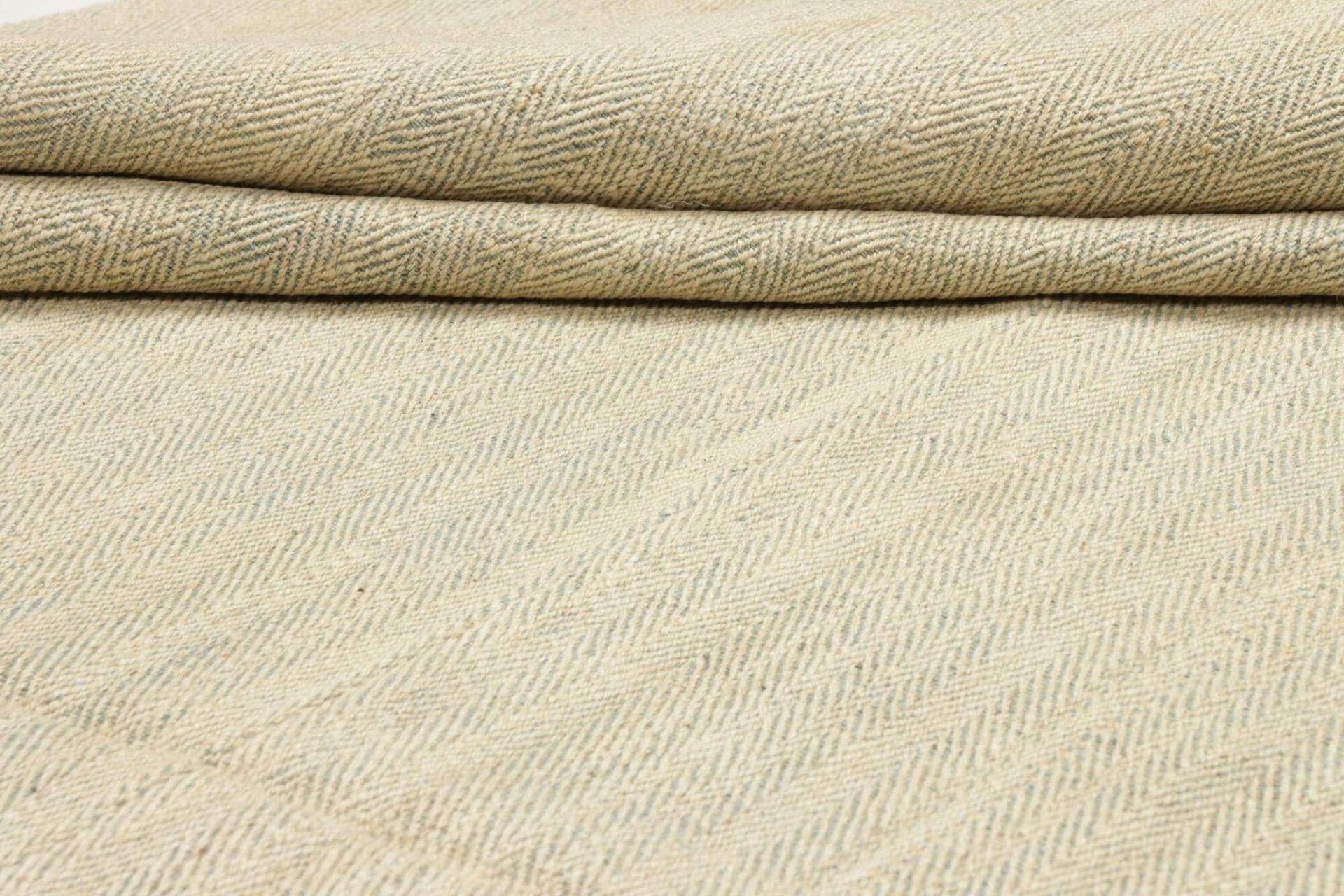 Kilim Persian Rug — hand-woven, 261 × 304 cm, Wool