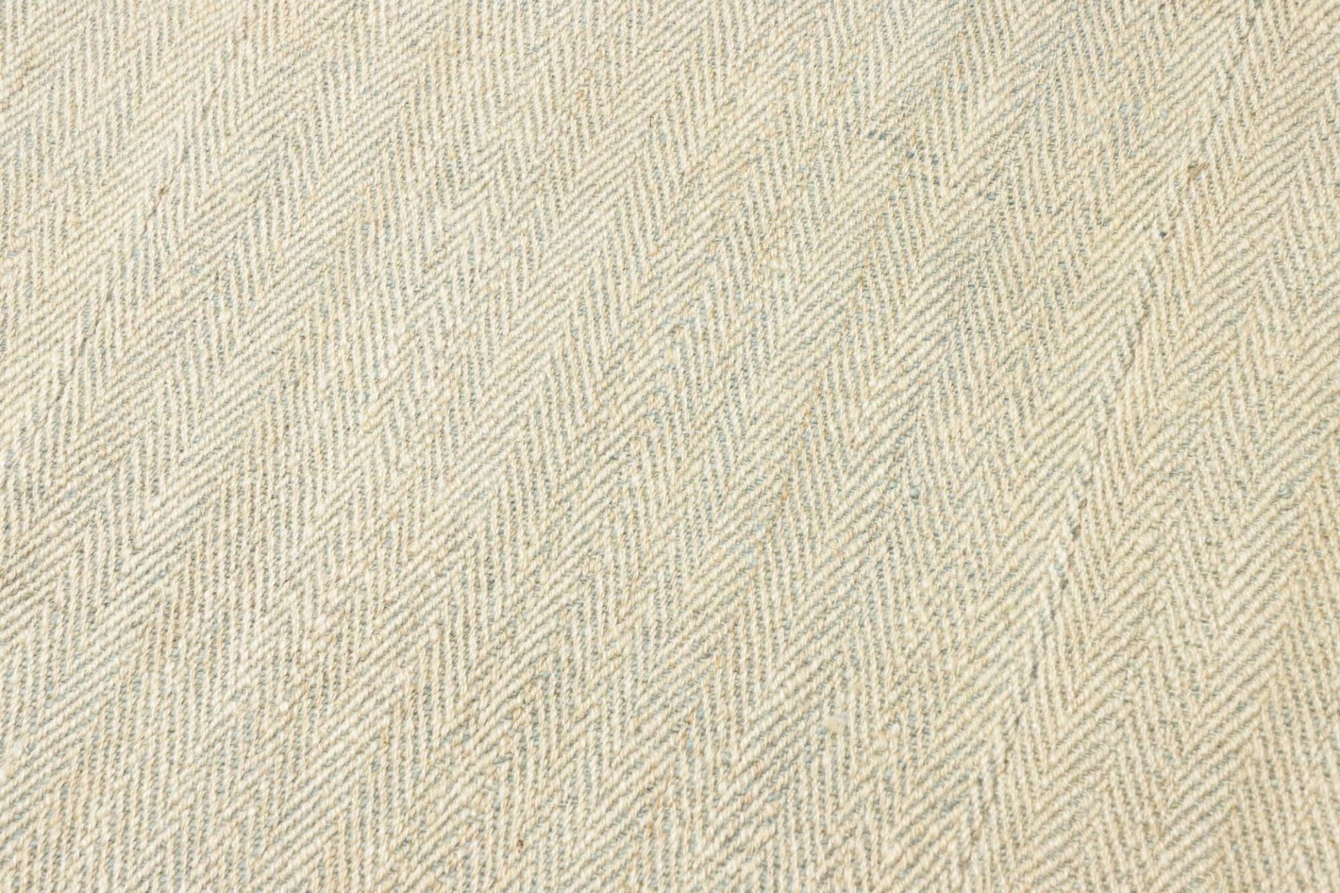 Kilim Persian Rug — hand-woven, 261 × 304 cm, Wool
